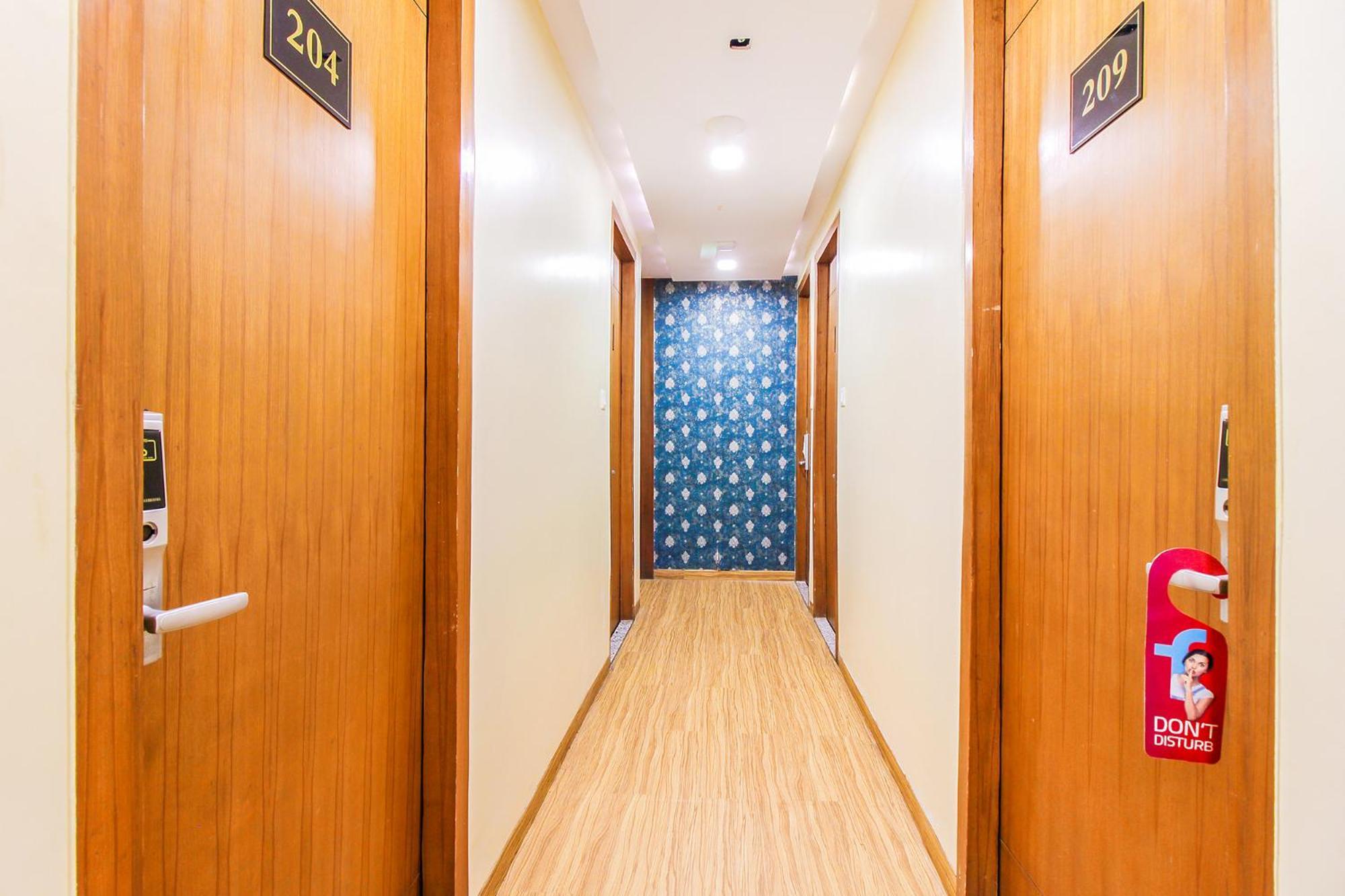 Fabhotel Arton - Nr International Airport