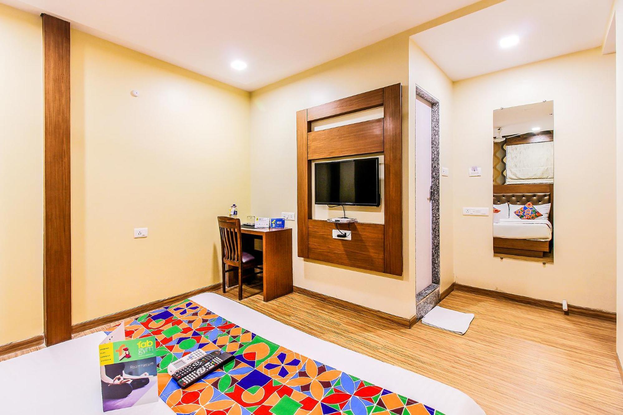 Fabhotel Arton - Nr International Airport