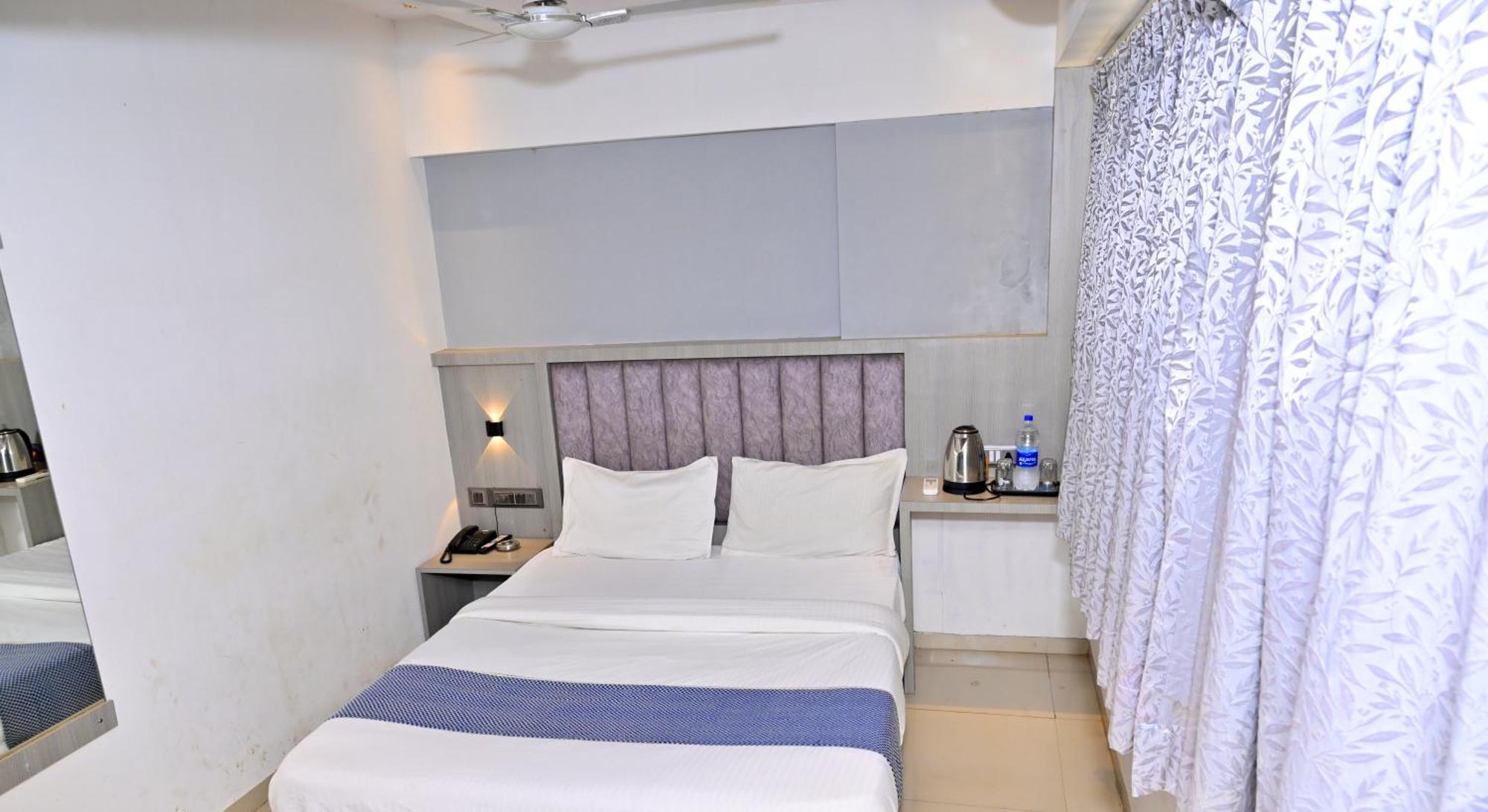 Hotel Preston *