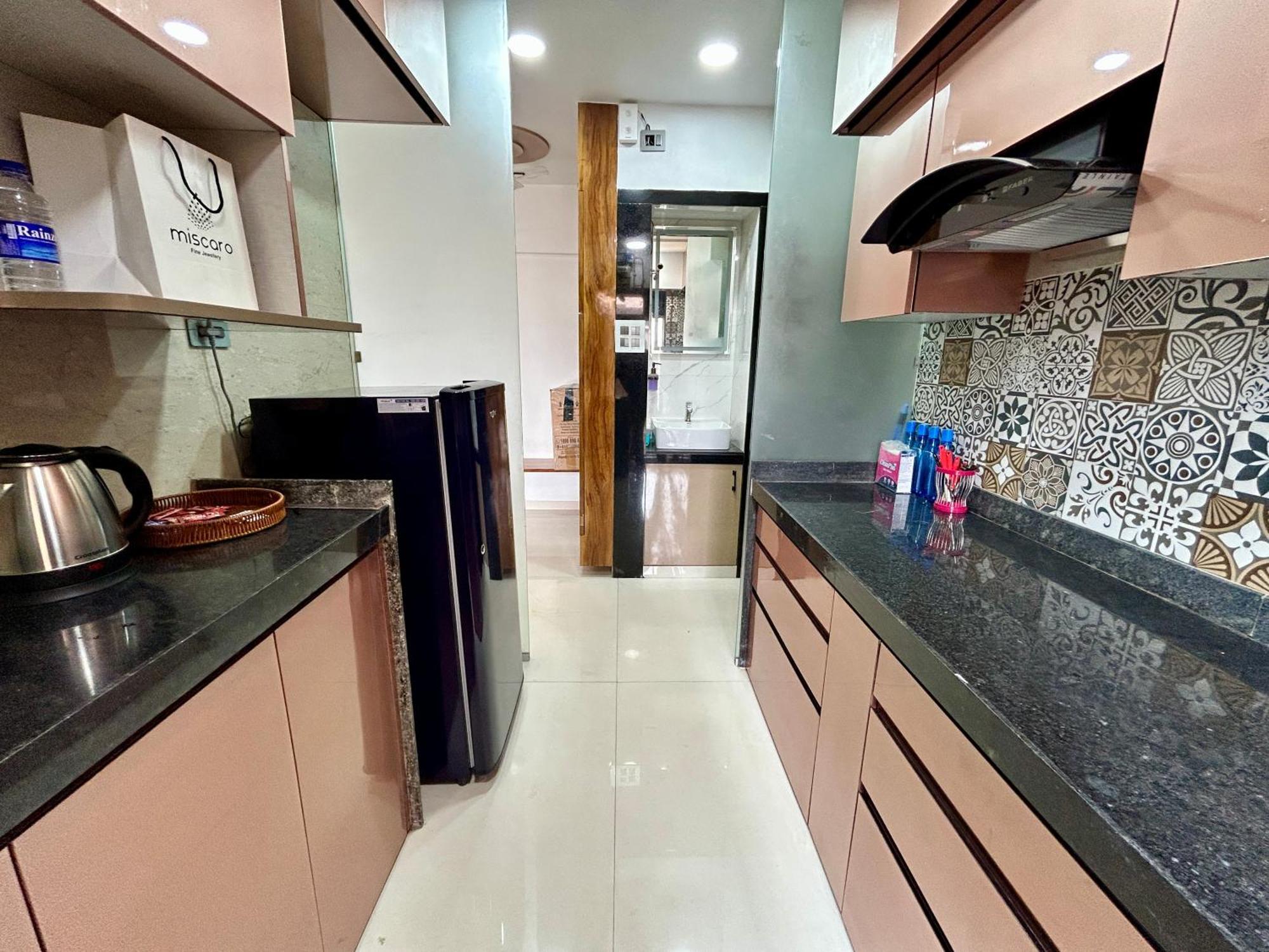Aparthotel Zenith Homes - Elite , Near Chhatrapati Shivaji Maharaj International Airport Mumbai