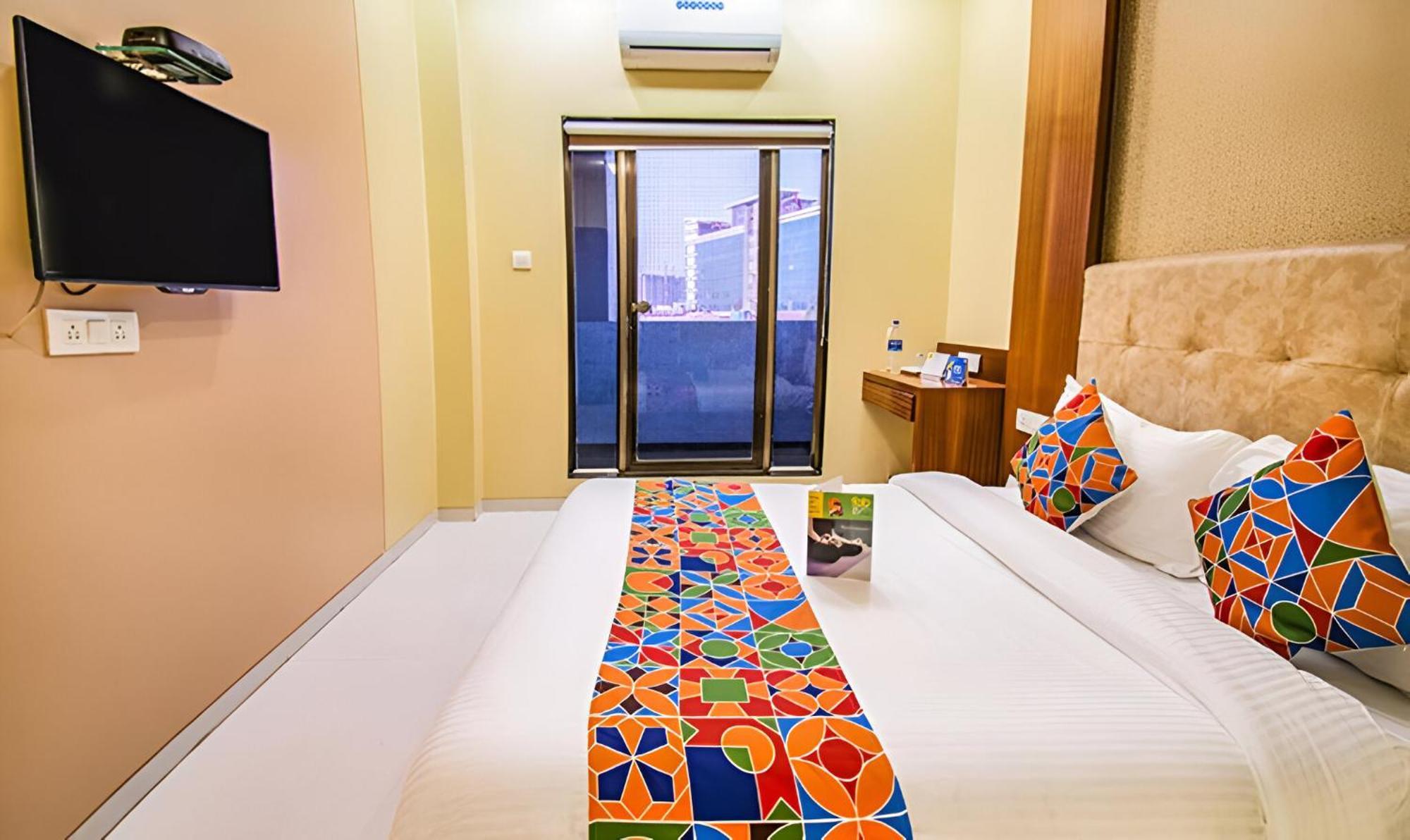 Glitz New Seven Hills - Nr International Airport * Mumbai