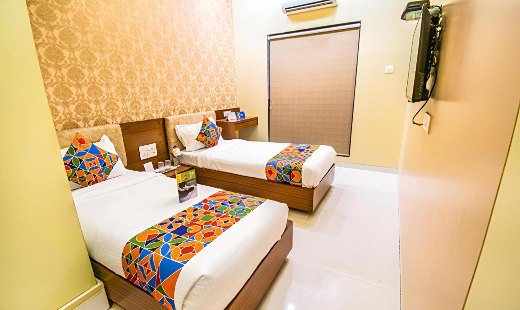 Glitz New Seven Hills - Nr International Airport Guest house *