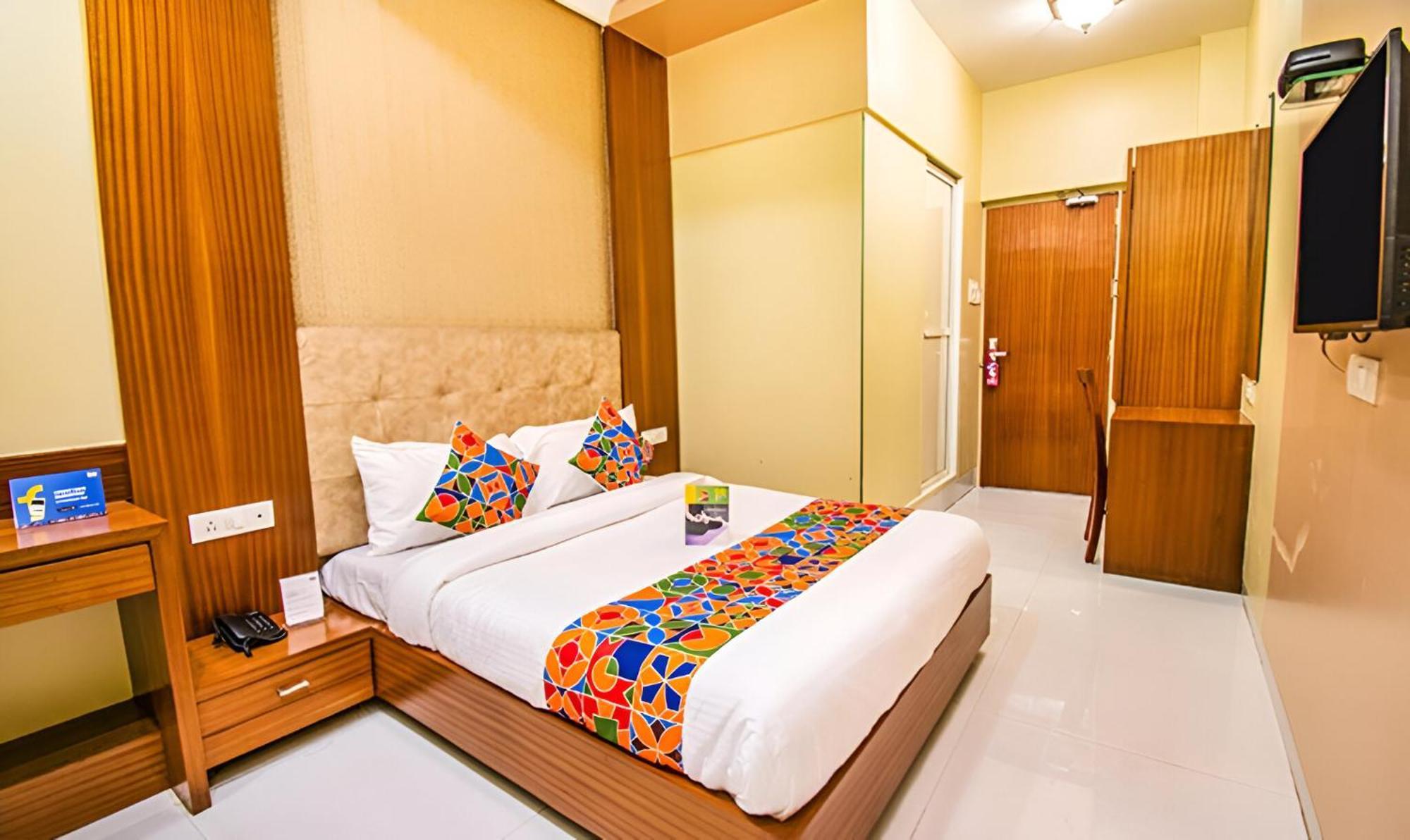 Glitz New Seven Hills - Nr International Airport Mumbai