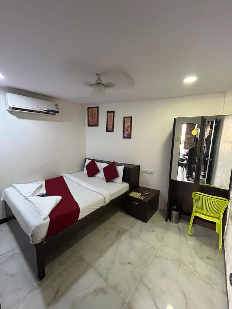 Sunflower Hotel 3*