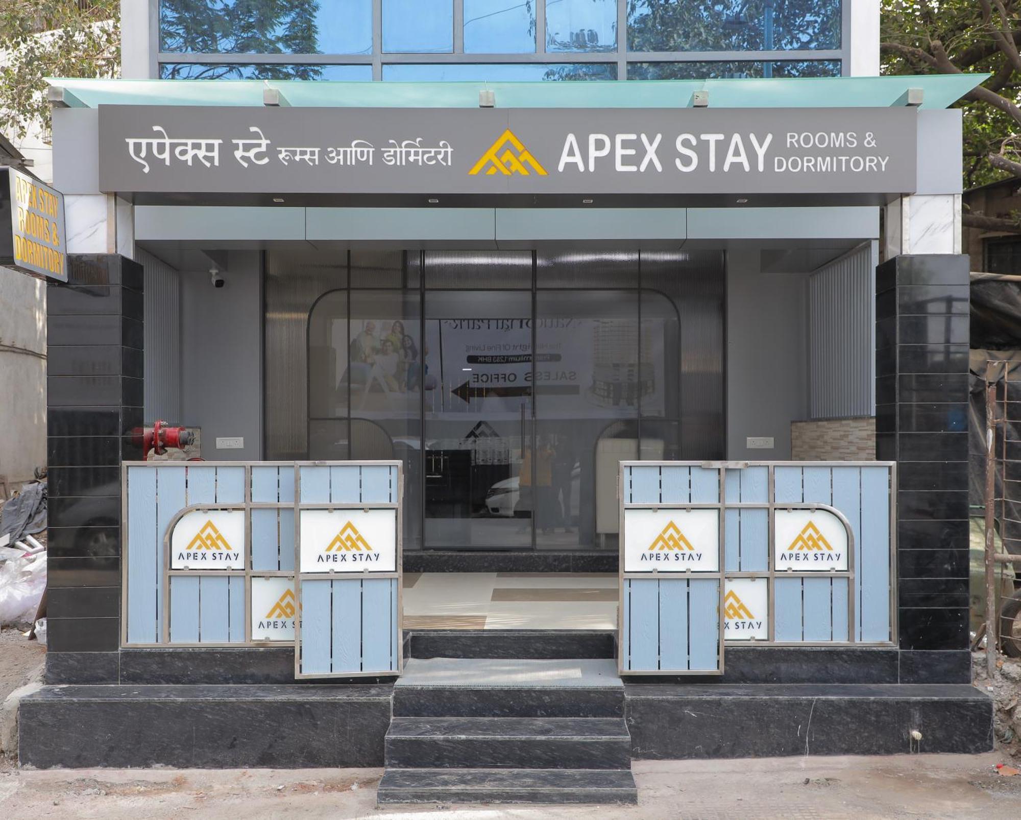 Hotel Apex & 2*