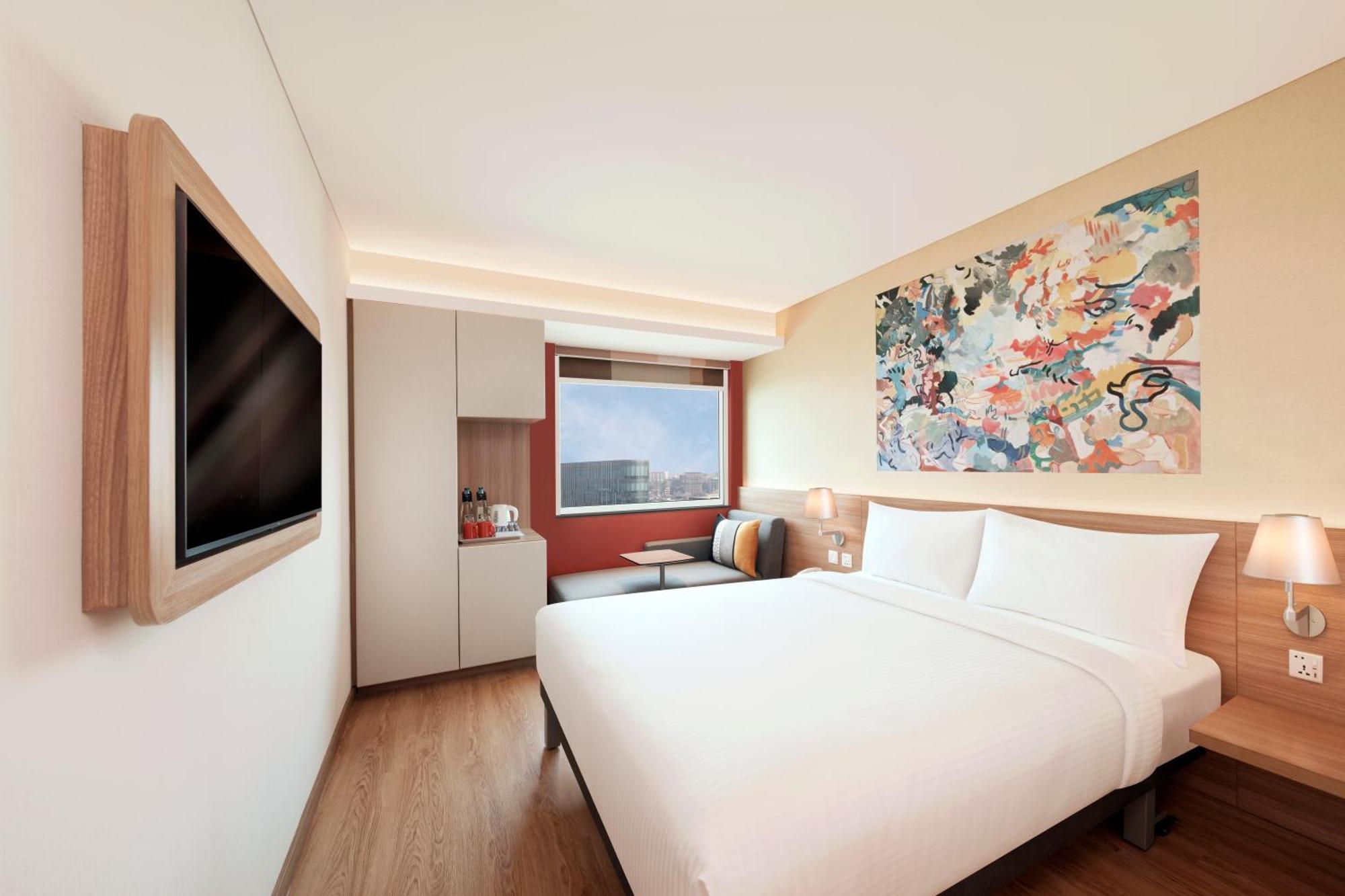 Ibis Bkc