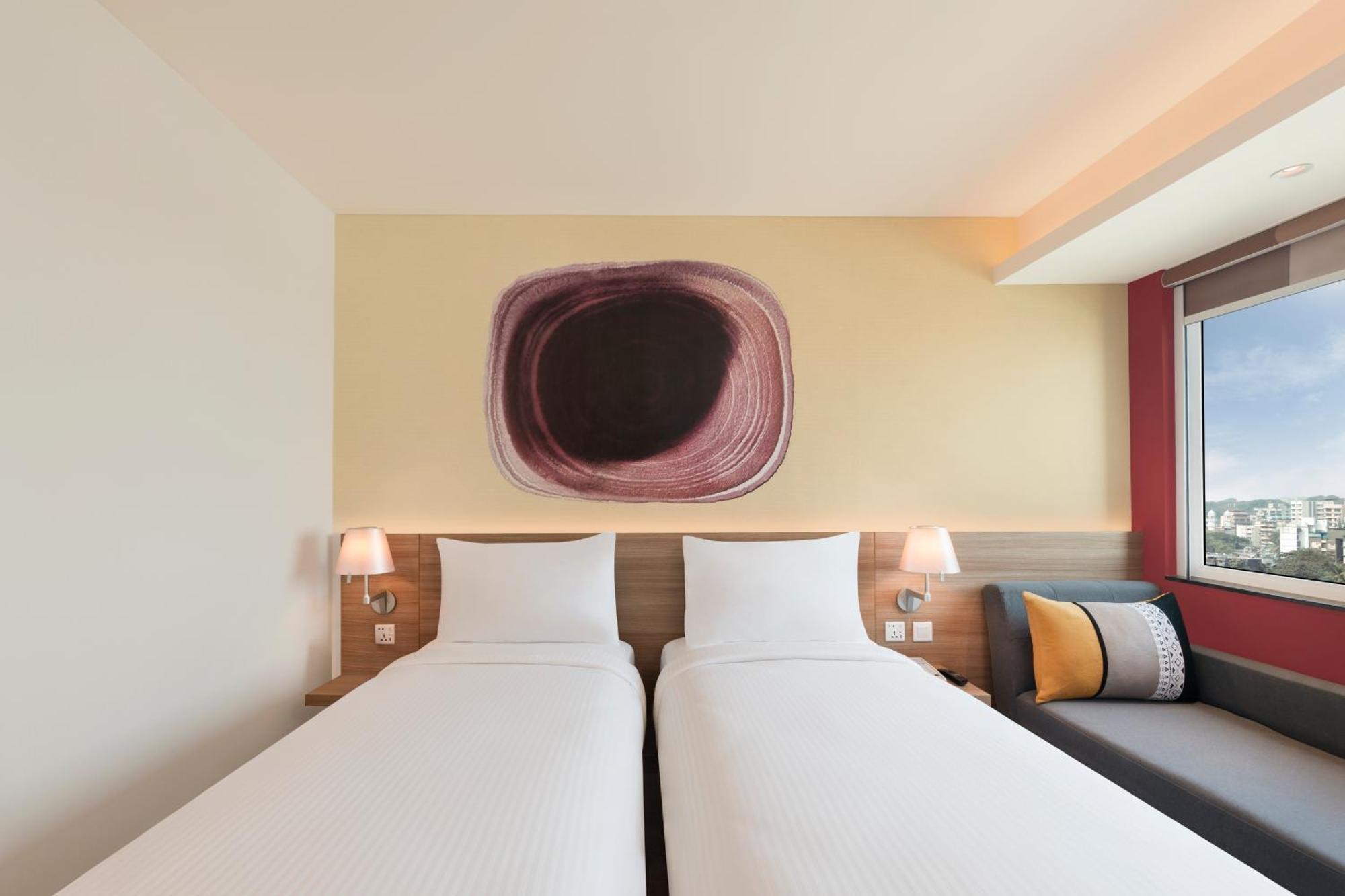 Ibis Bkc Hotel 3*