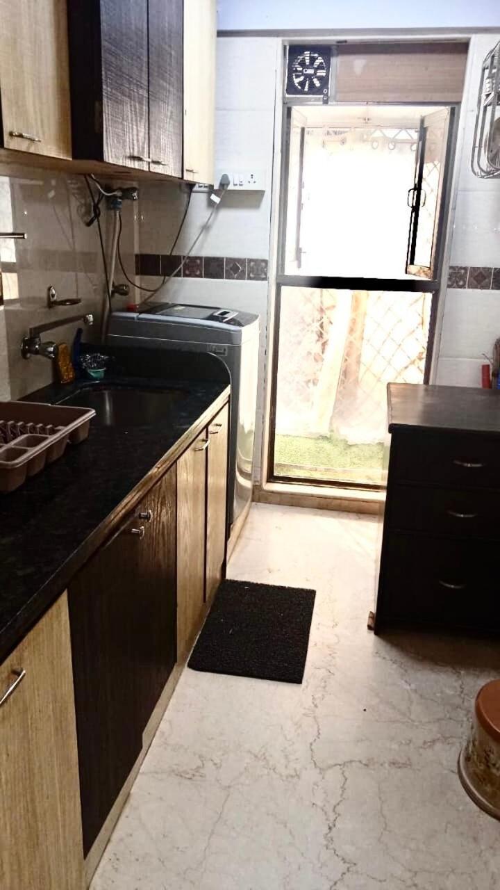 Apartment With A Balcony At Carters