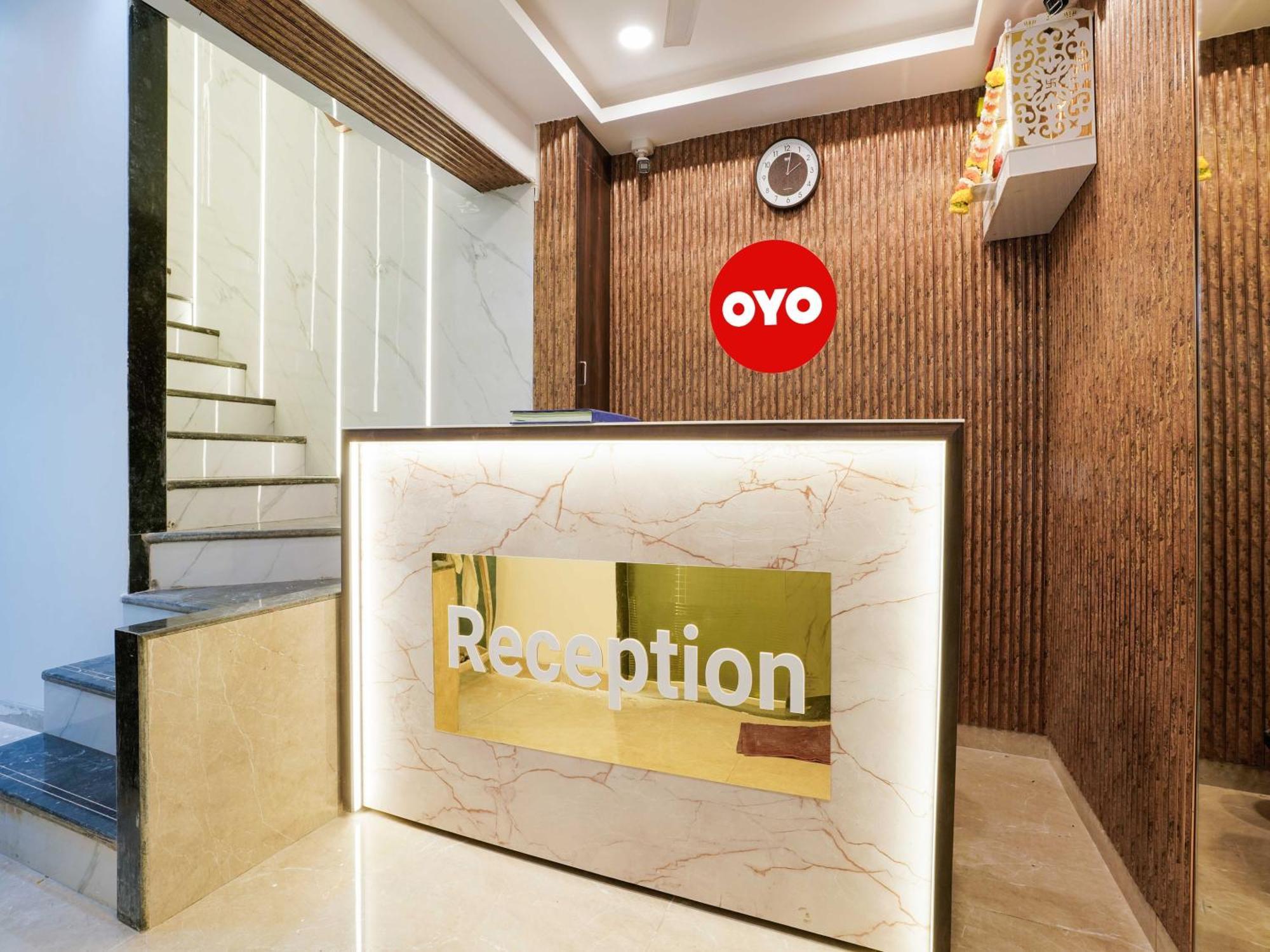 O King Residency Near Bharat Talkies Hotel 4*