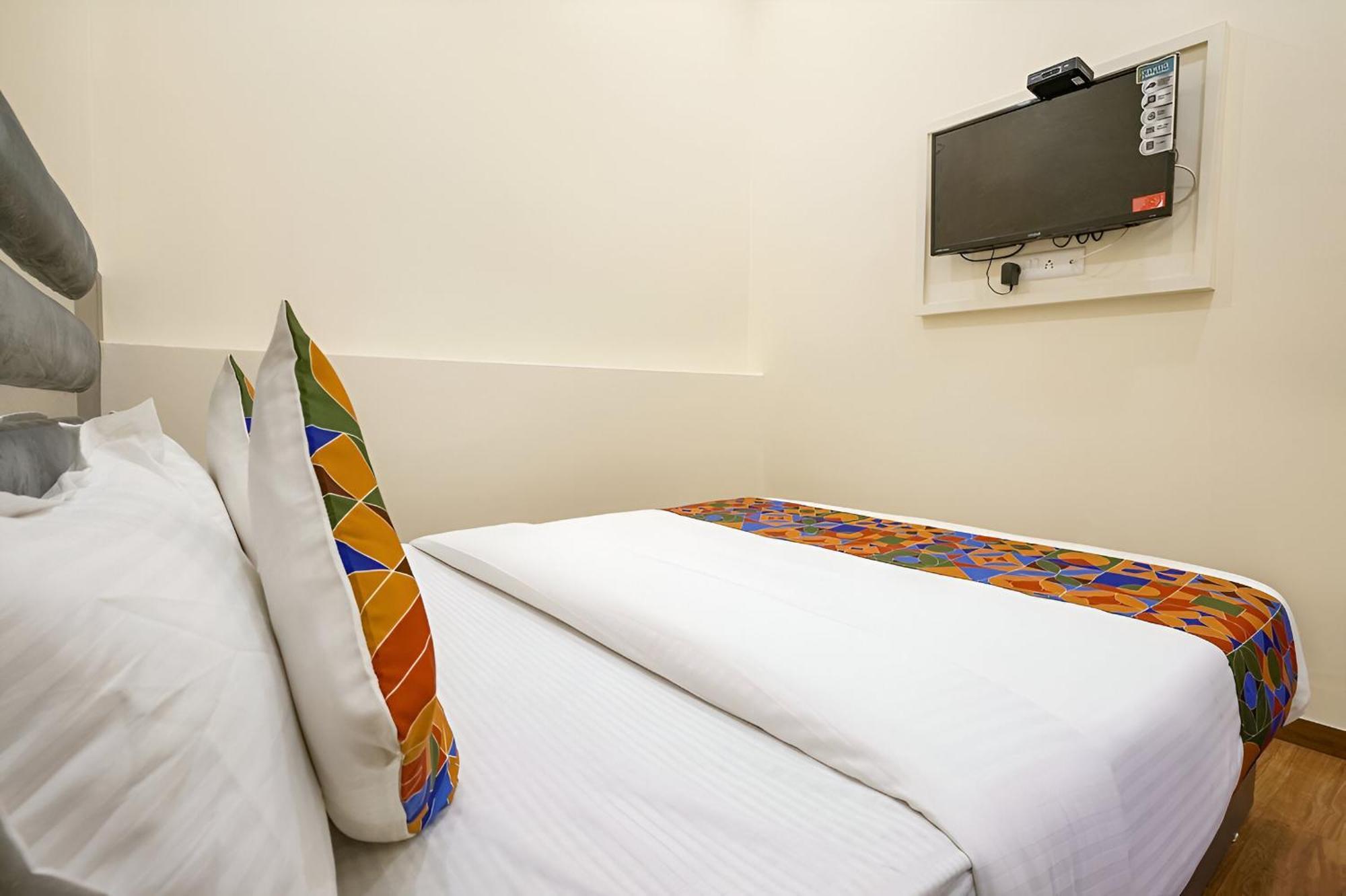 Hotel Glitz Freedom International 3*