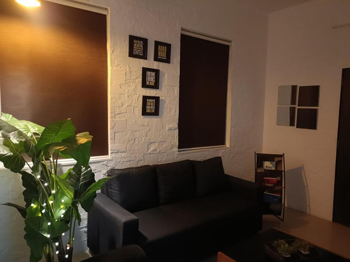 Apartment Cool And Awesome Mumbai