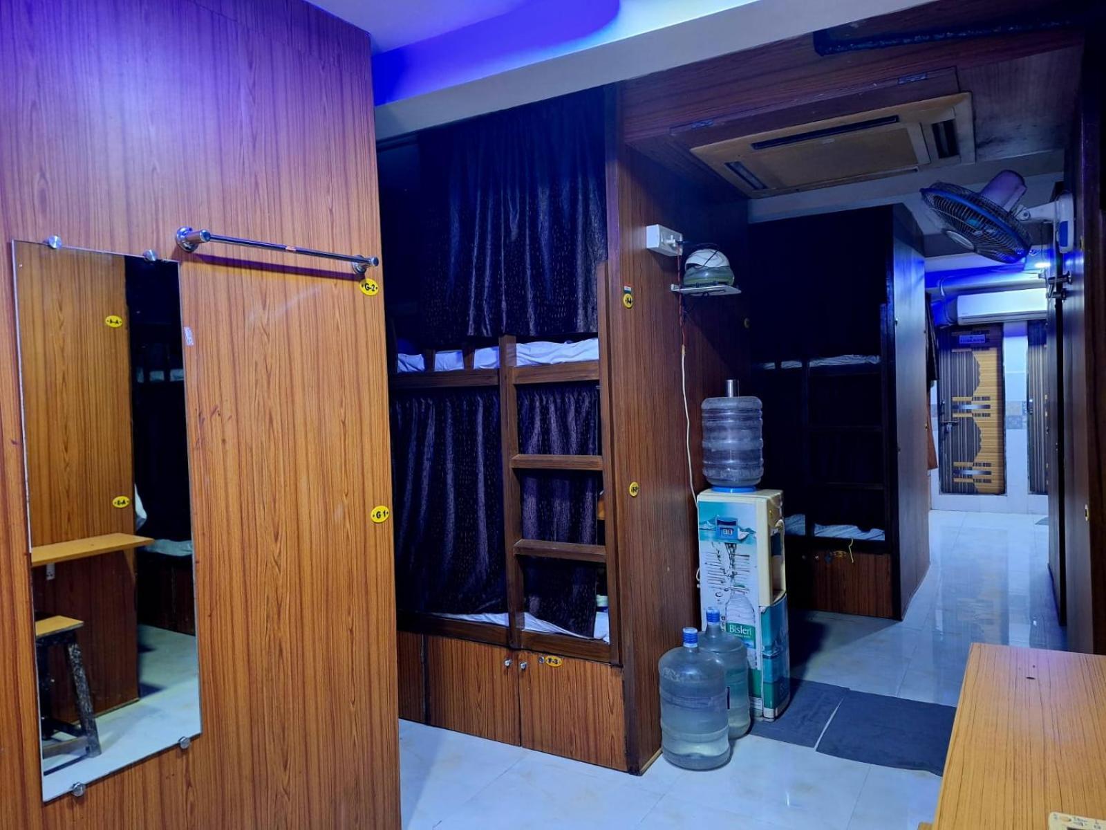 Neon Nest Suits Asalpha Metro *