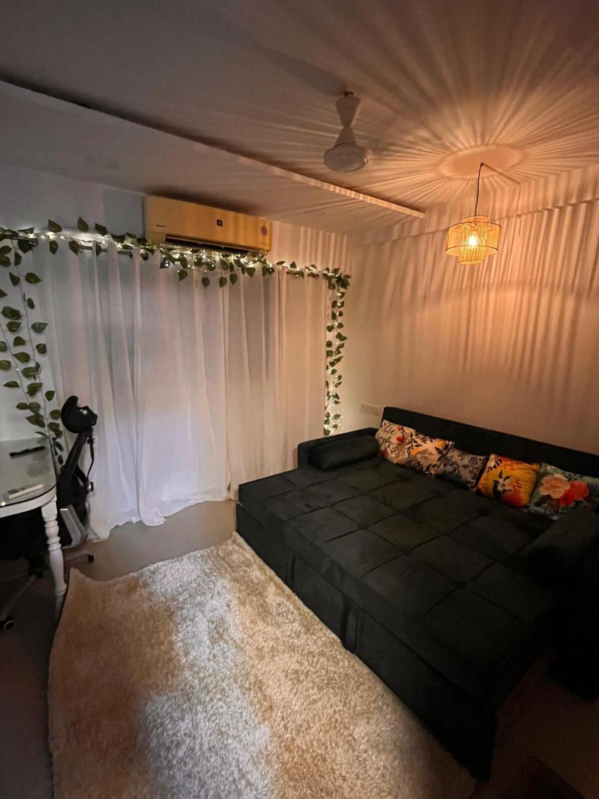 Apartment Carter Bay Peaceful Near The Shore, Bandra *