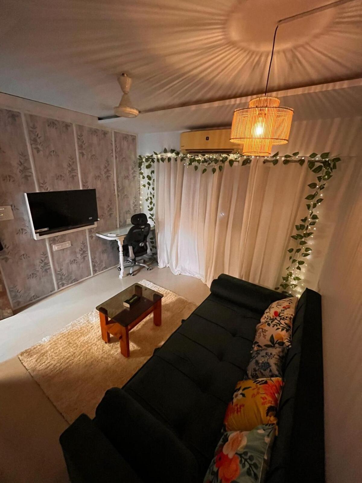 Apartment Carter Bay Peaceful Near The Shore, Bandra *