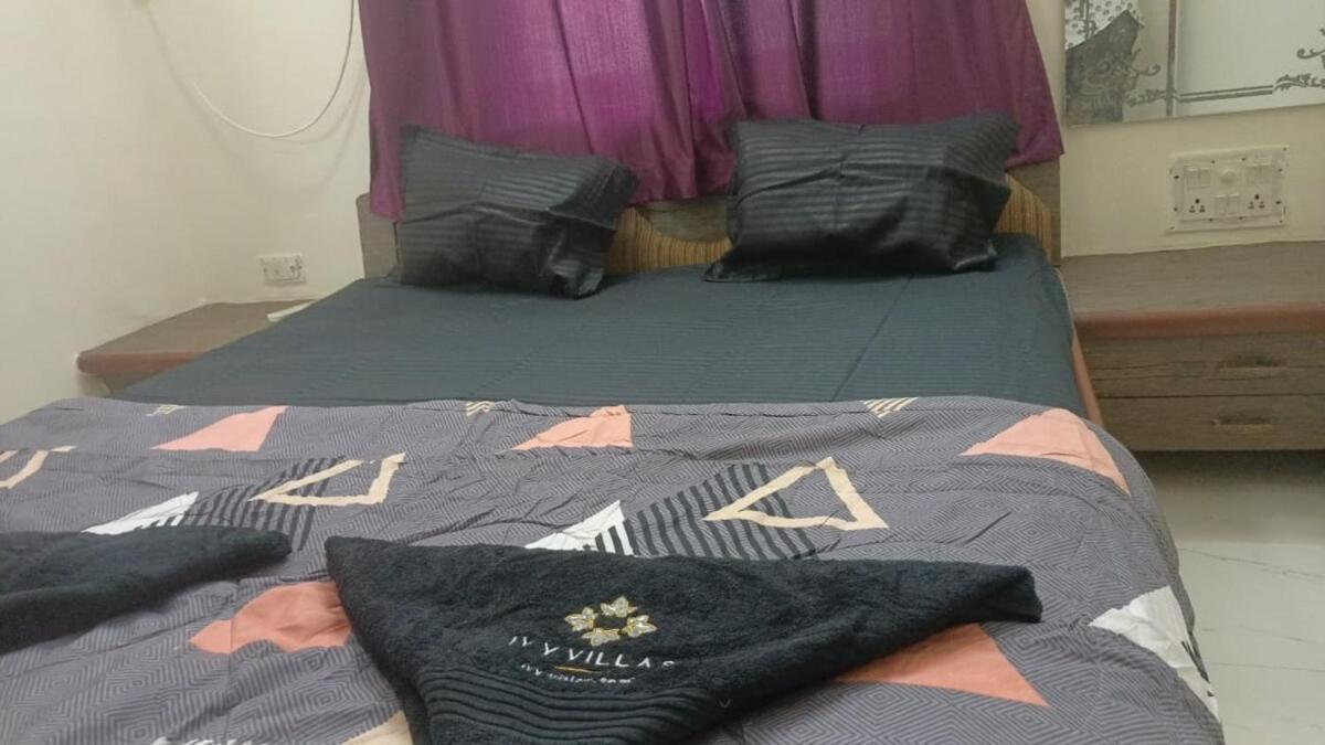 Private 1 Bedroom Cosy Nr Vivanta Malad West *
