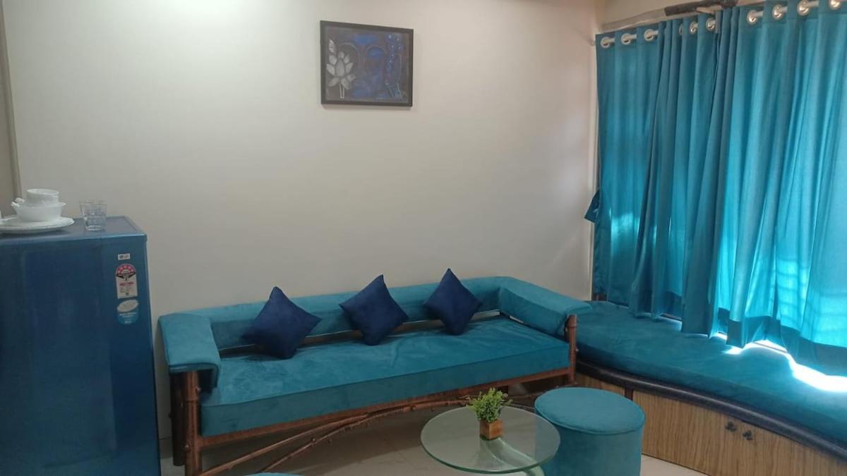 Private 1 Bedroom Cosy Nr Vivanta Malad West Mumbai