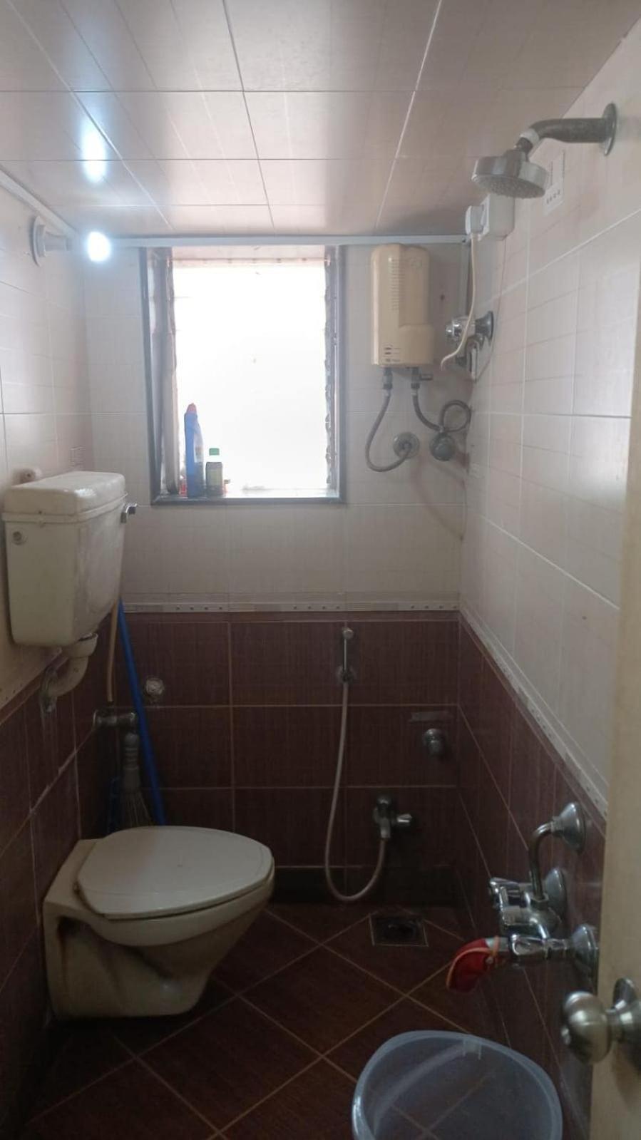 Private 1 Bedroom Cosy Nr Vivanta Malad West *