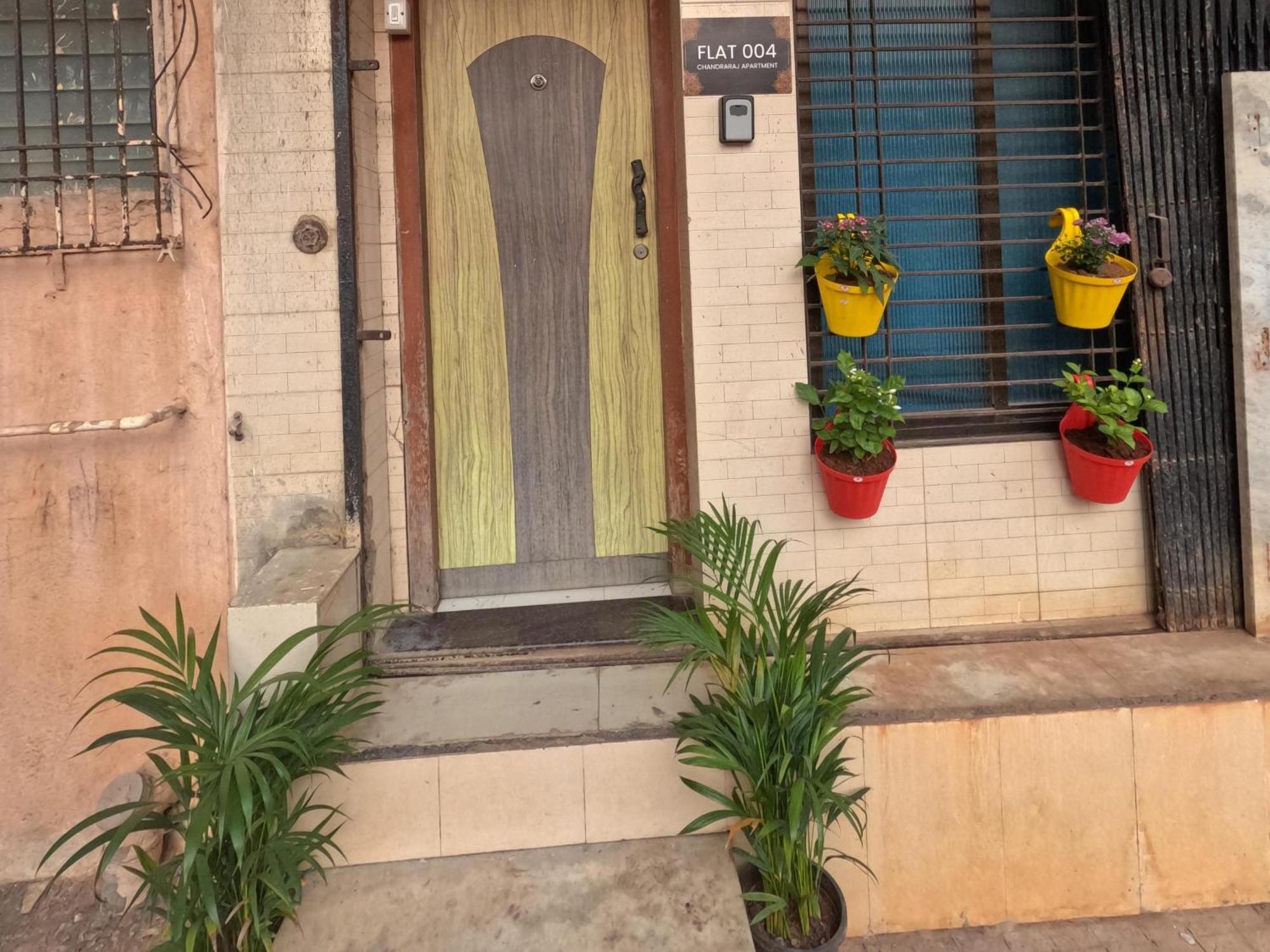 Private 1 Bedroom Cosy Nr Vivanta Malad West *