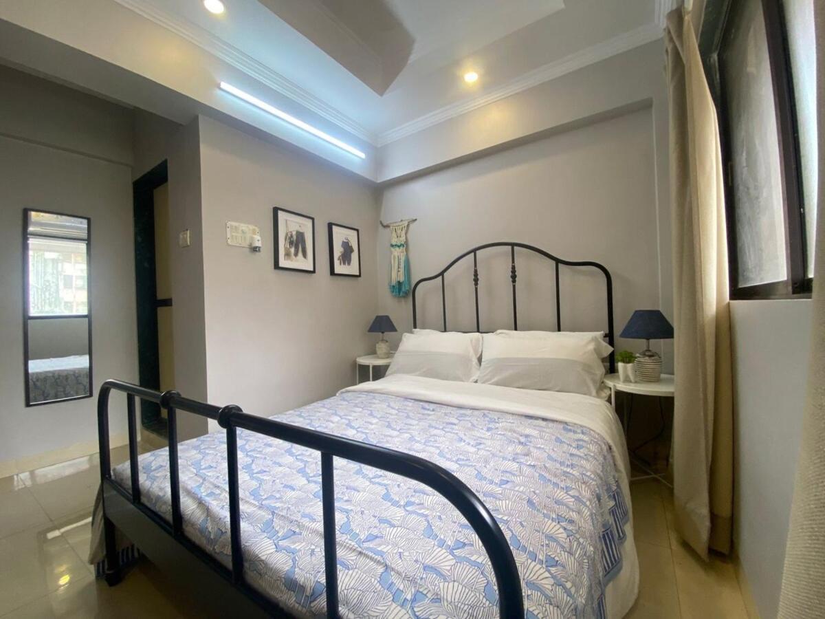 Hidden Gem With Pvt Terrace Bandra Apartment