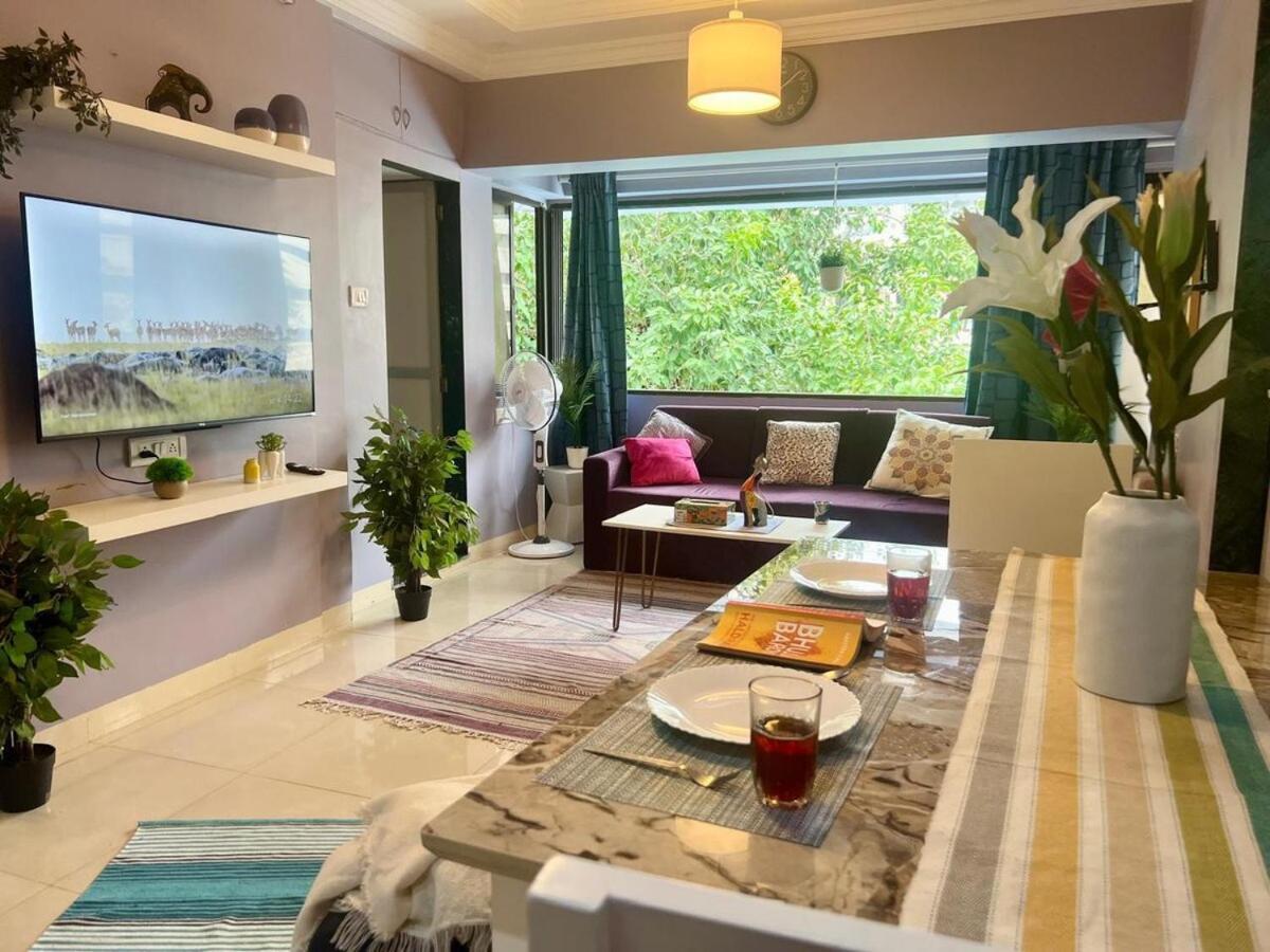 Hidden Gem With Pvt Terrace Bandra Apartment *