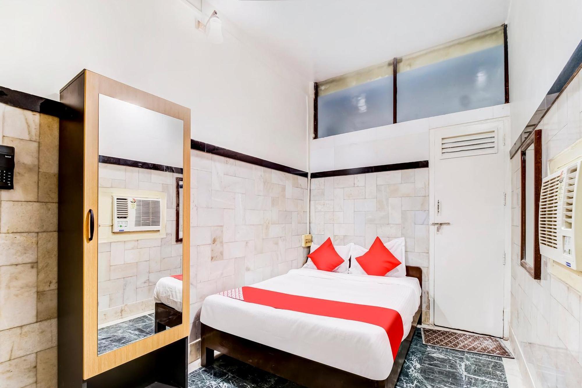 Hotel Super Oyo Dreamland