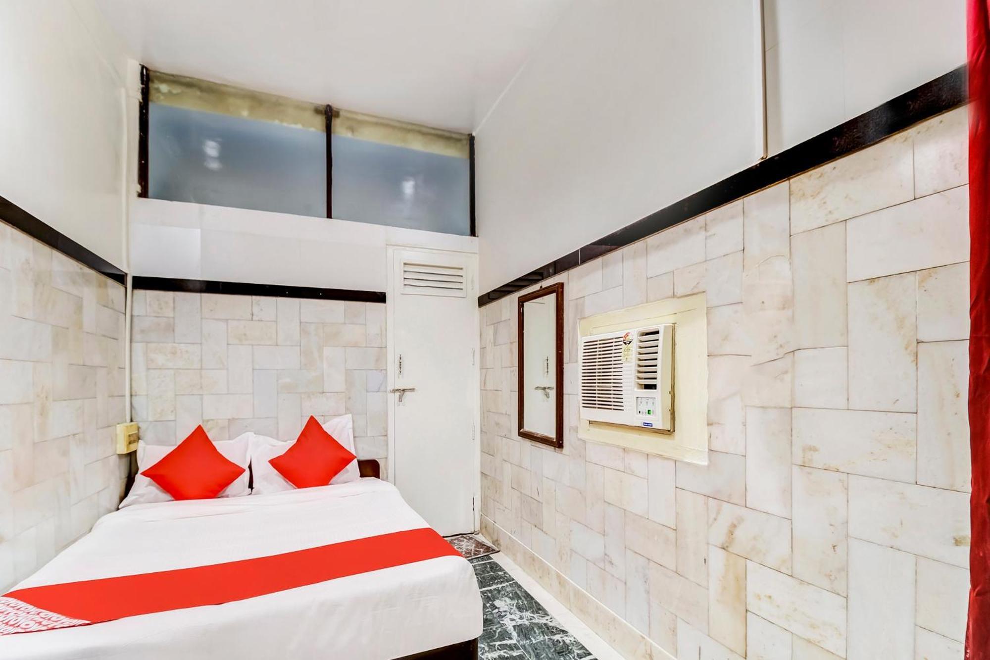 Hotel Super Oyo Dreamland *