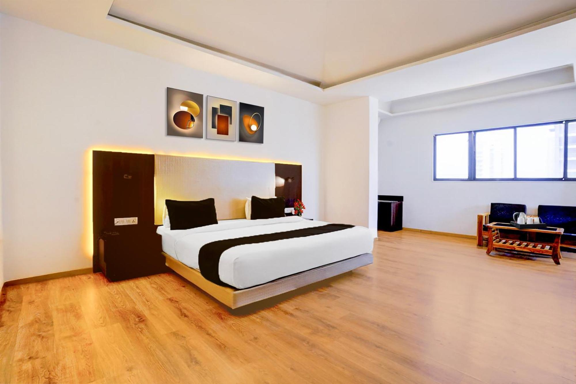 Super Townhouse Exhibition Centre Goregaon Hotel
