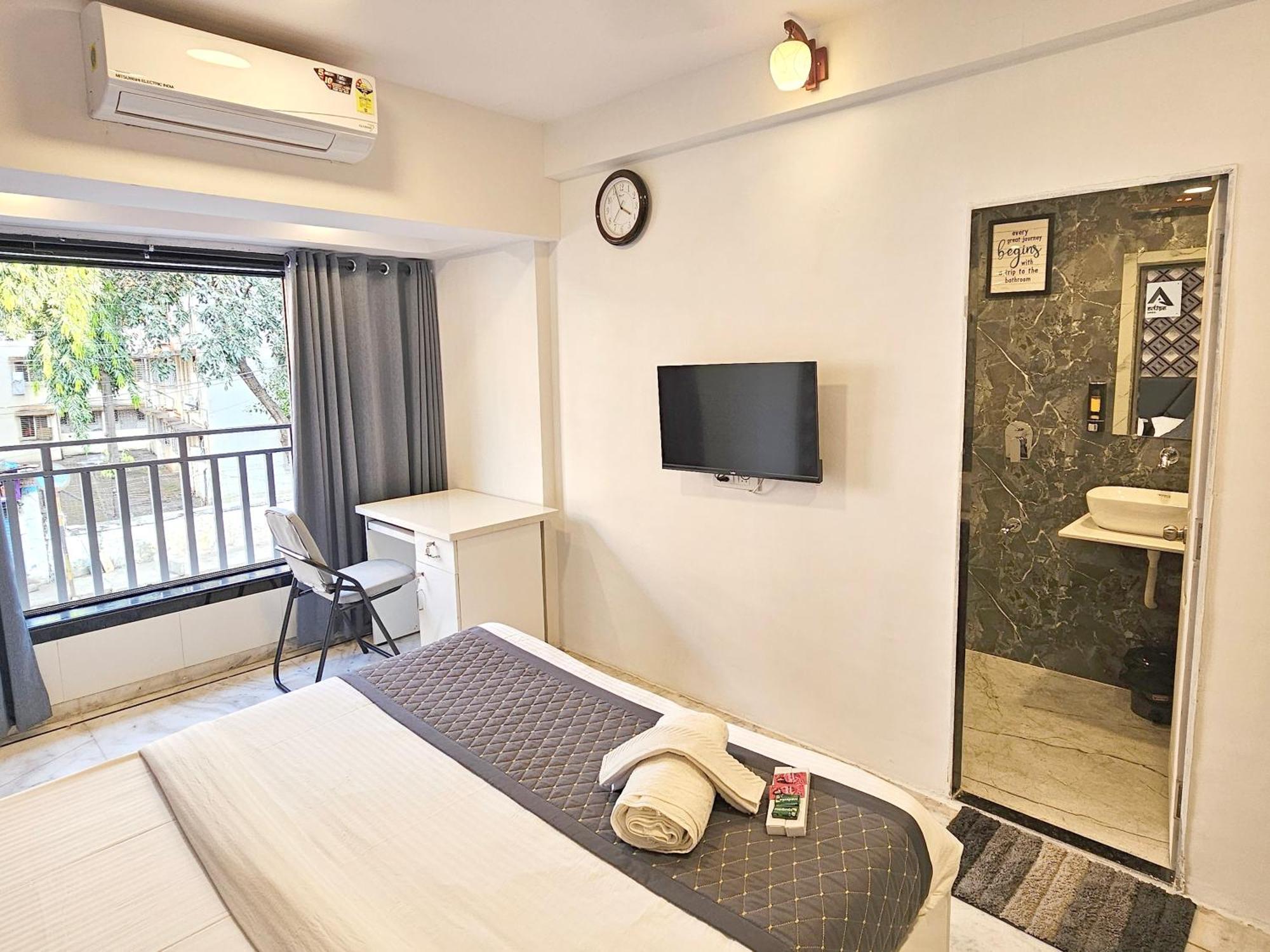 Guest house Astha Kandivali Service