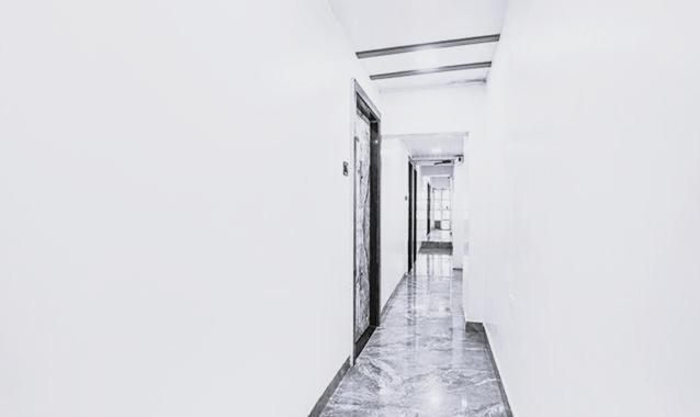 Hotel Fabexpress Versova Residency - Nr Kokilaben Hospital