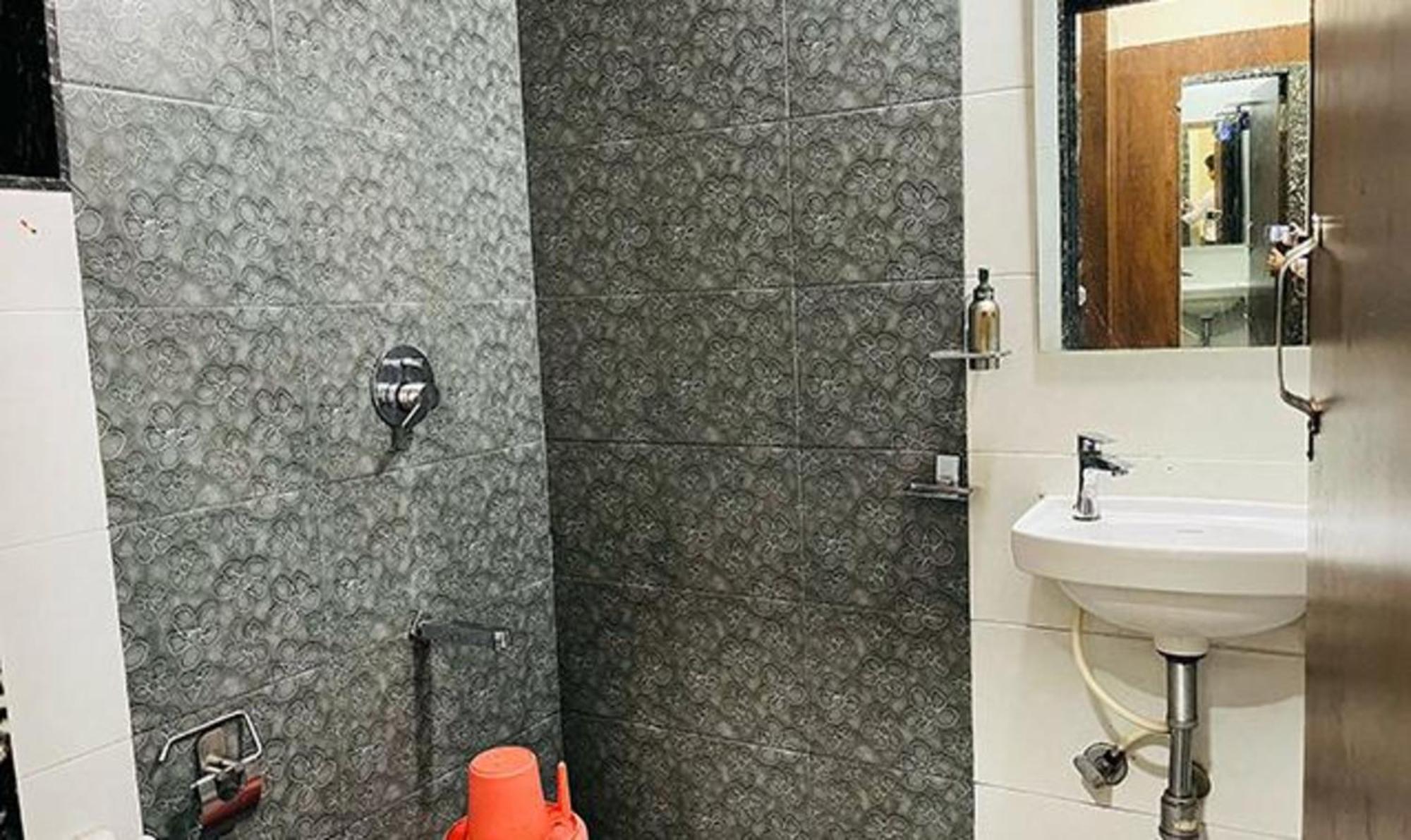 Fabhotel Airport Retreat