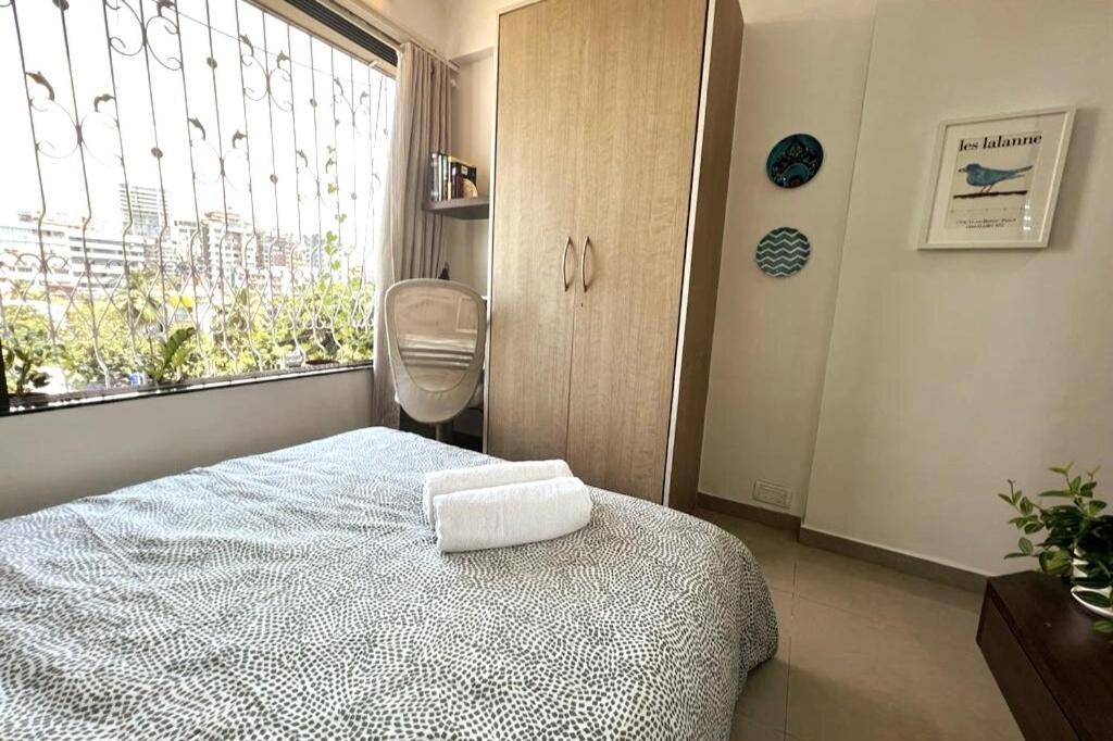 Marita 701 Bandra Beauty 2 Bed 2 Bath Sea View Parking