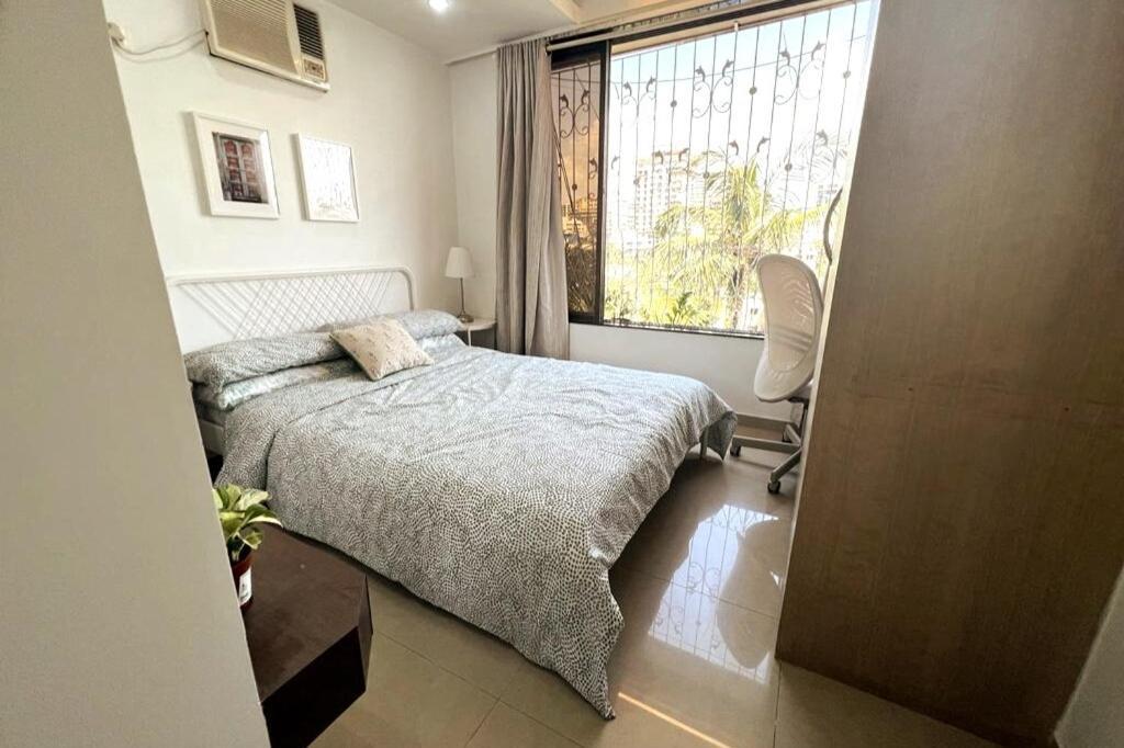 Marita 701 Bandra Beauty 2 Bed 2 Bath Sea View Parking Apartment *