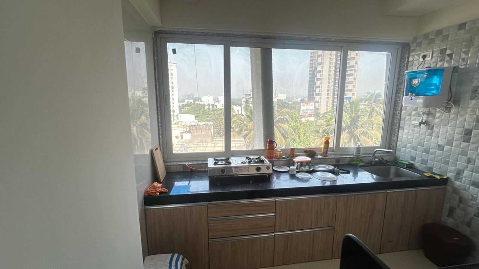 Homestay Luna Spaces -bella Vista Near International Airport Iit Powaii Mumbai