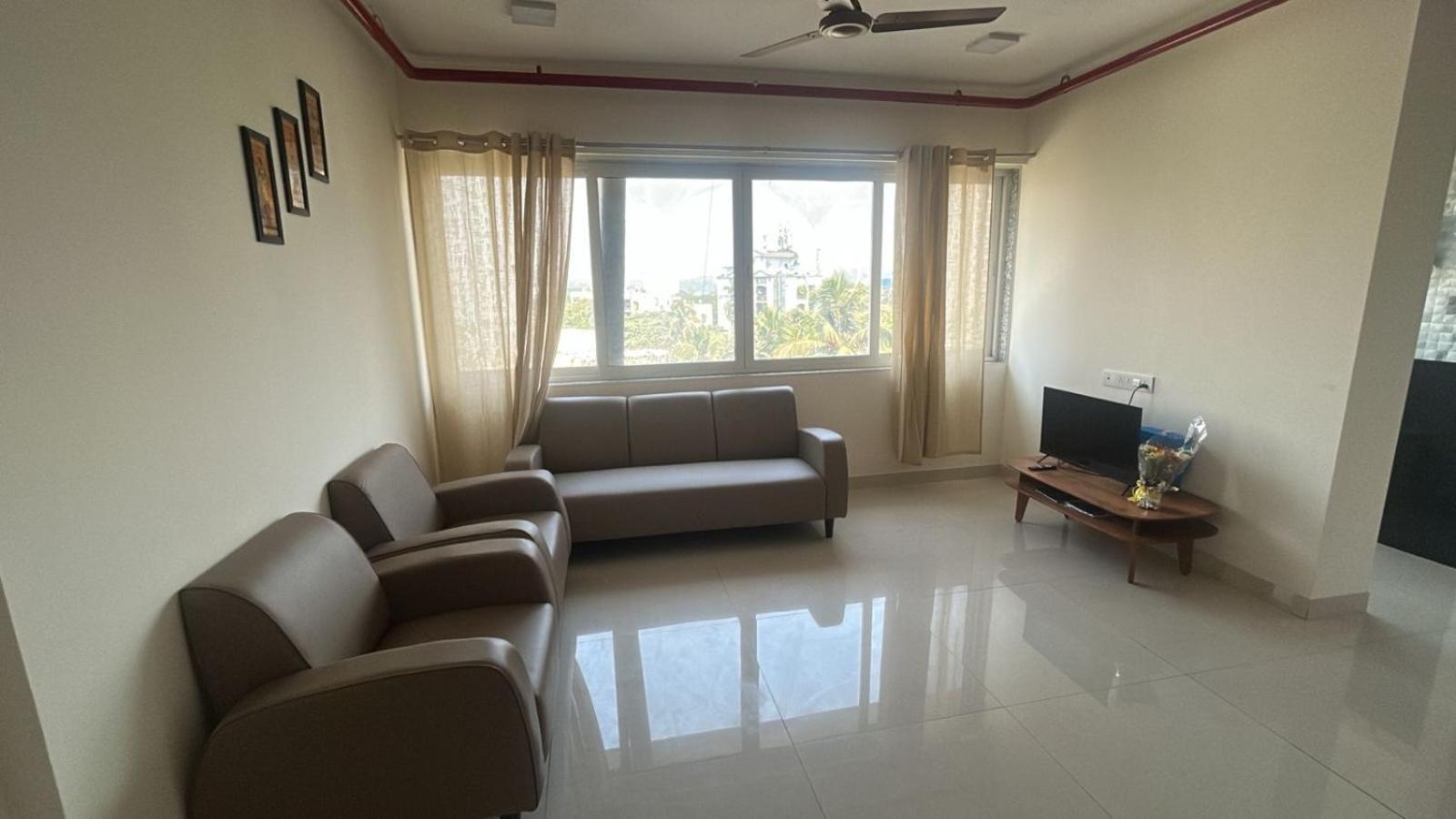 Luna Spaces -bella Vista Near International Airport Iit Powaii *