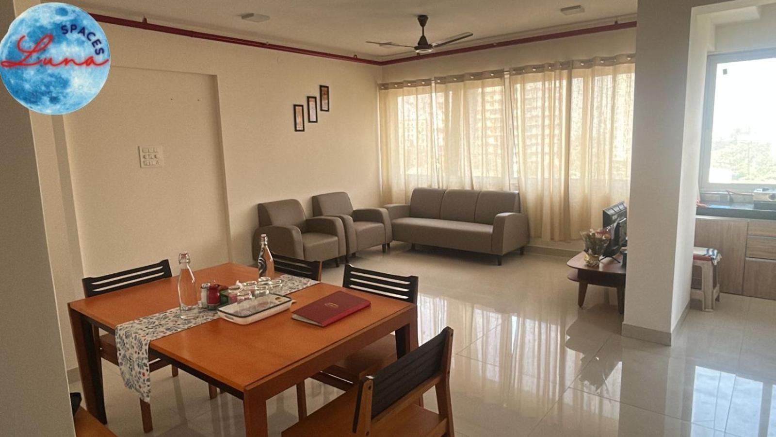 Luna Spaces -bella Vista Near International Airport Iit Powaii *
