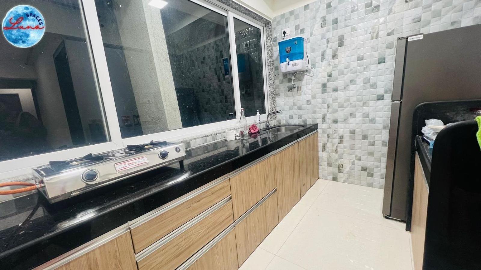 Luna Spaces -bella Vista Near International Airport Iit Powaii *