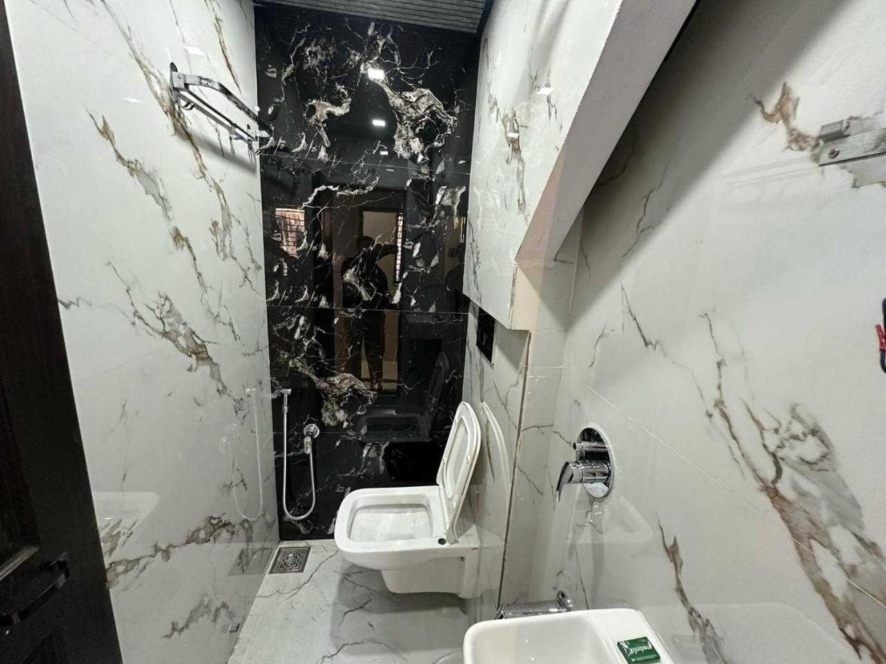 O A R Residency Hotel