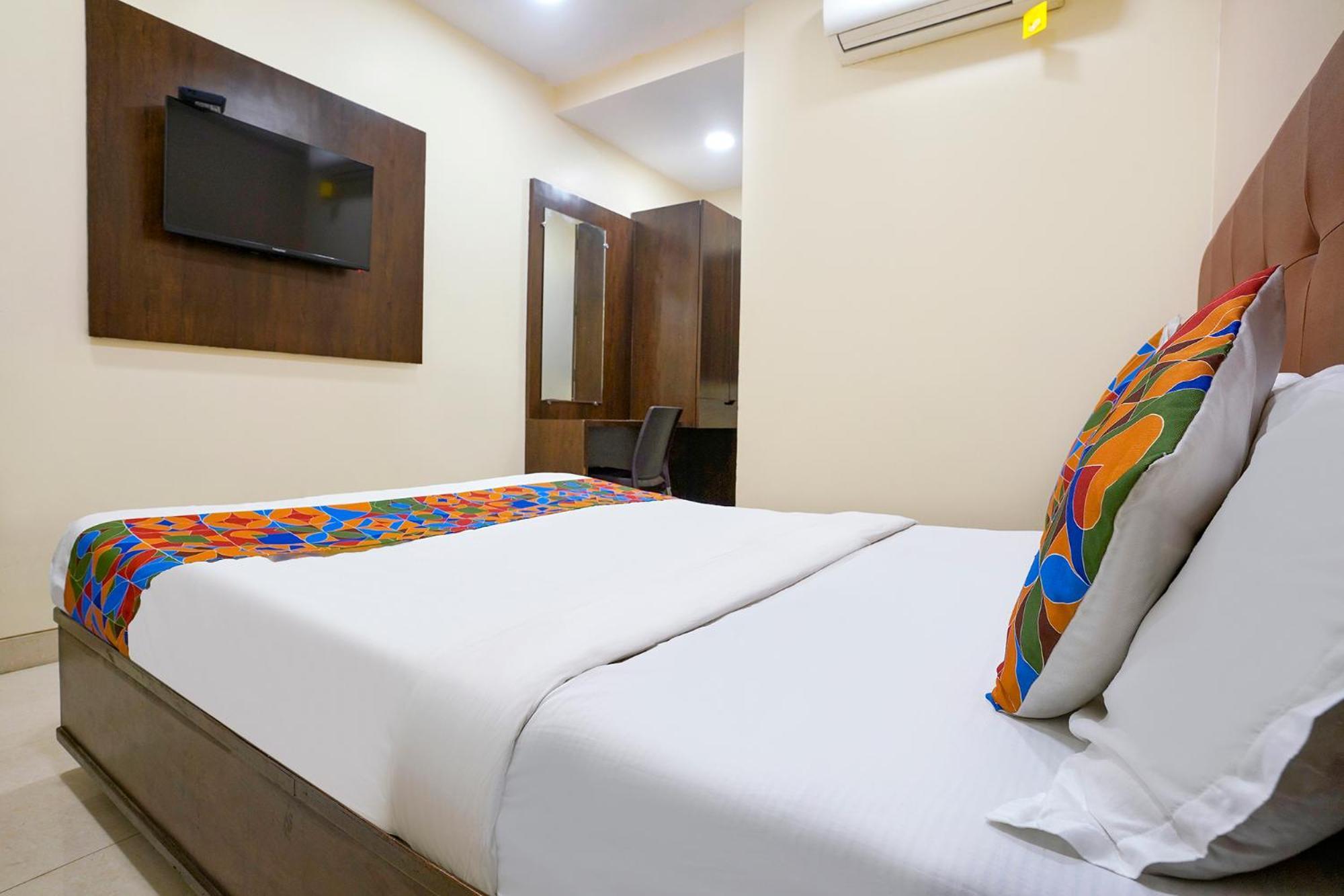 Fabhotel Airport Retreat Hotel 2*