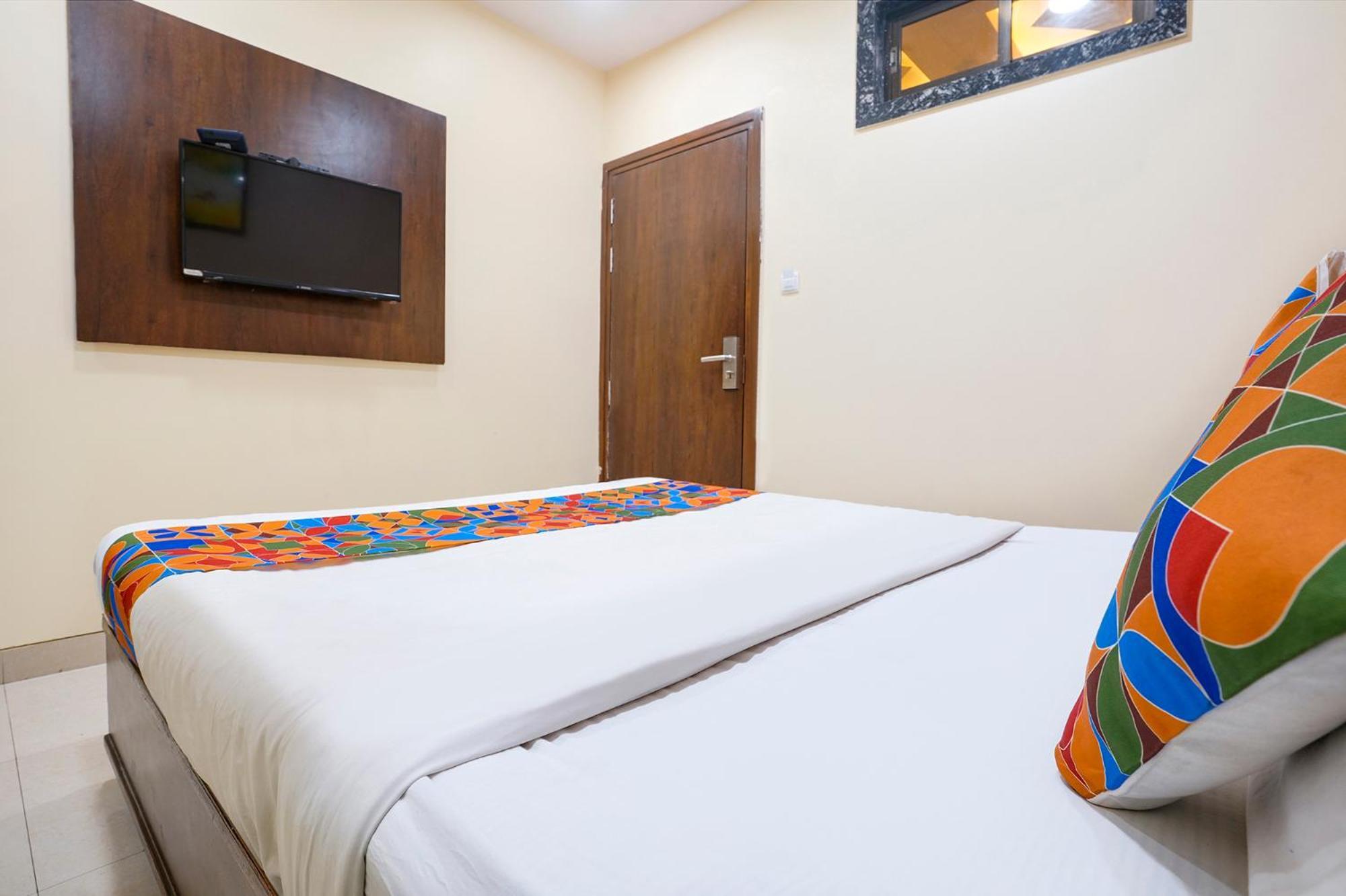 Hotel Fabhotel Airport Retreat 2*