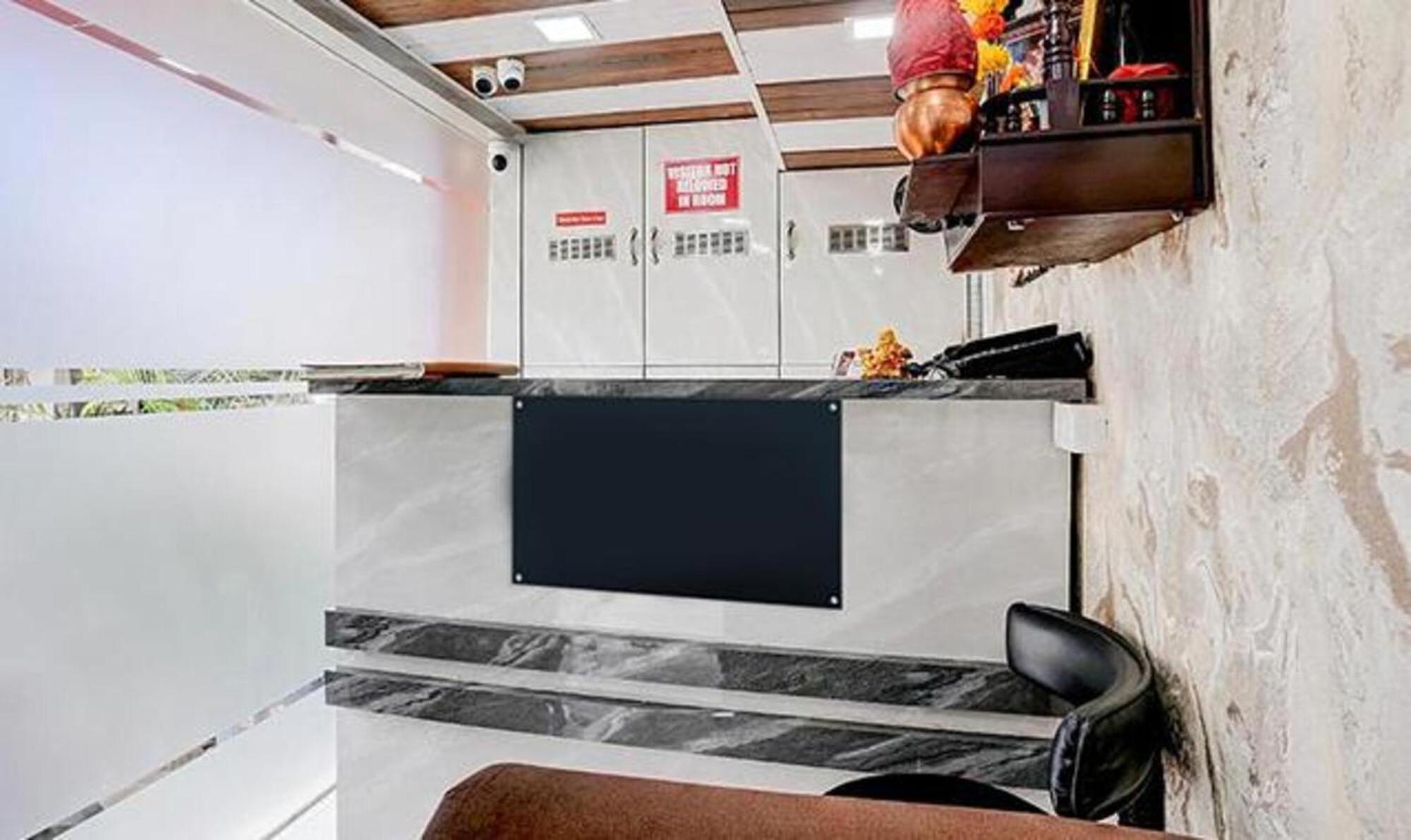 Fabhotel Hans Residency Mumbai
