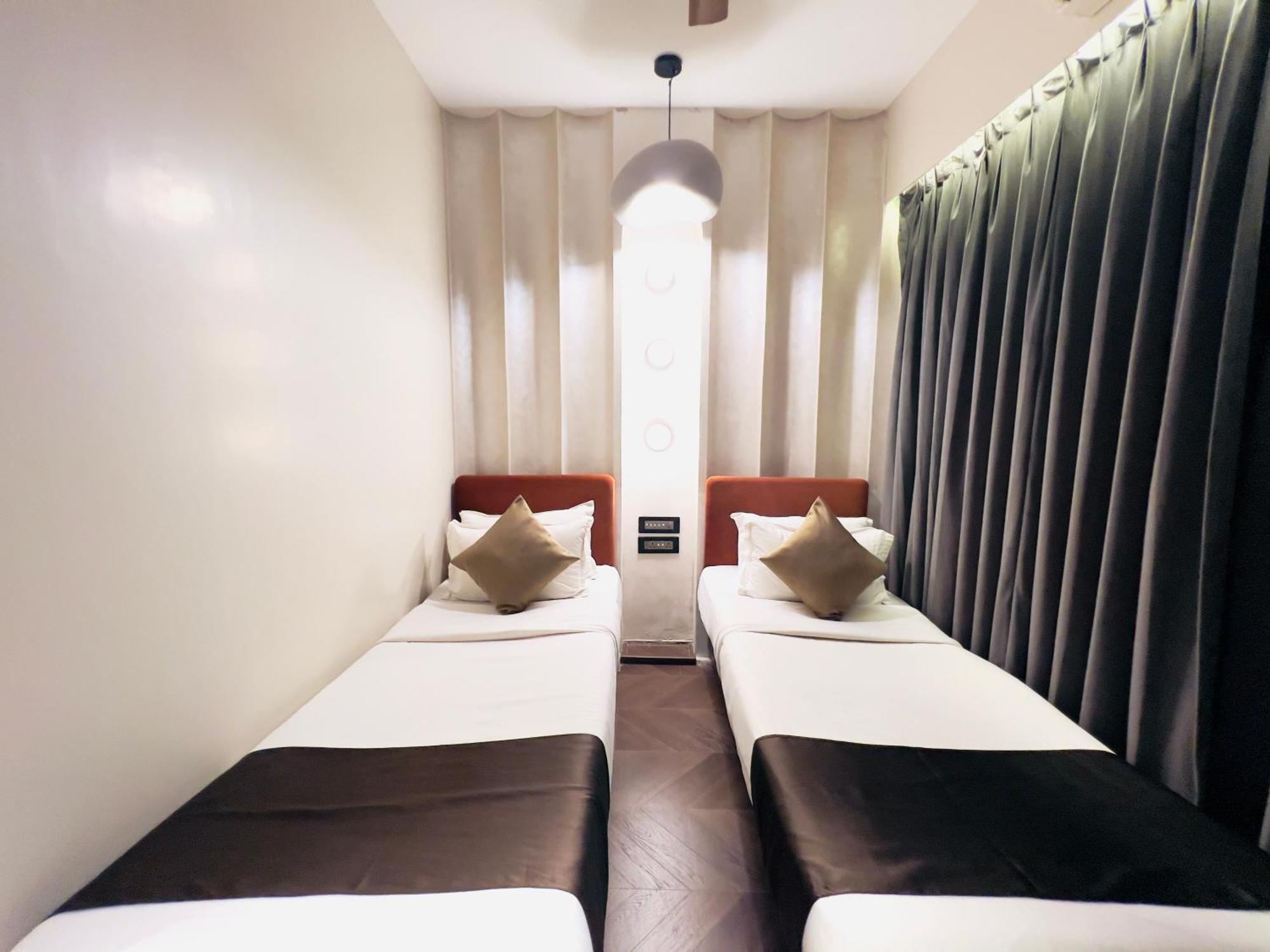 White Pearl - Colaba 3* Mumbai