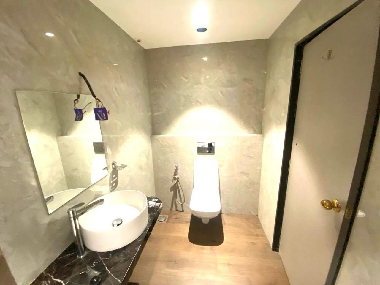 Dolphin Residency Hotel