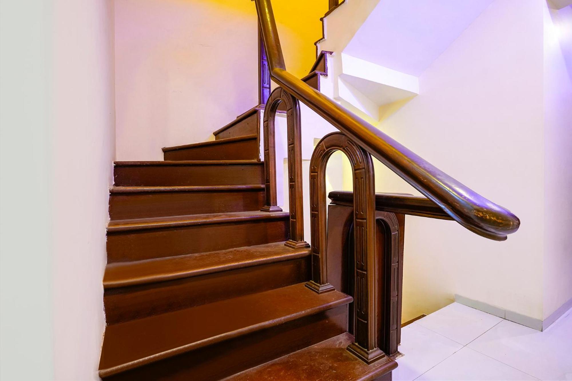 Fabhotel Lexus 5 Hotel Mumbai