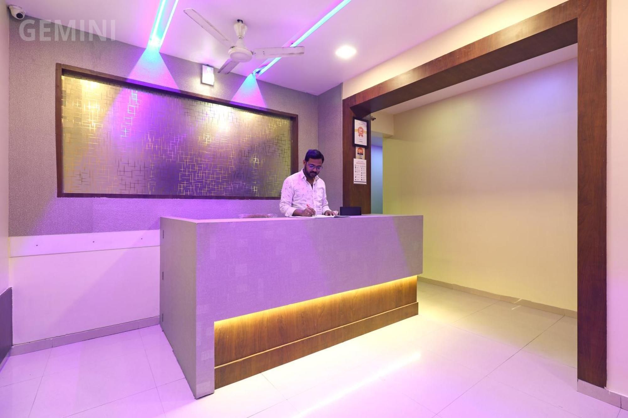 Gemini Hotel 2*