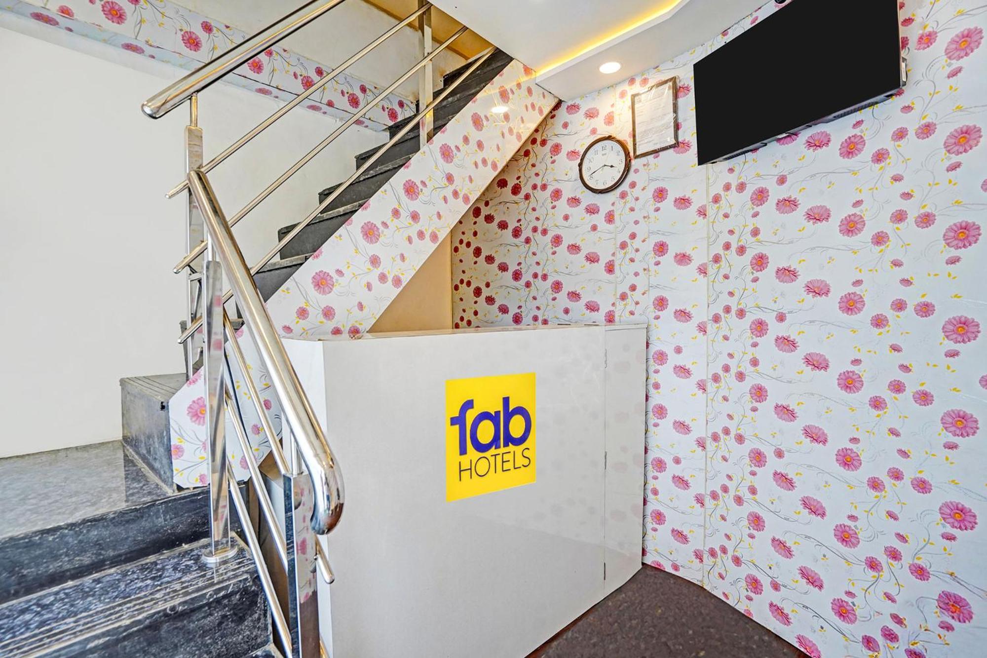 Fabhotel Surya Grand Guest house Mumbai