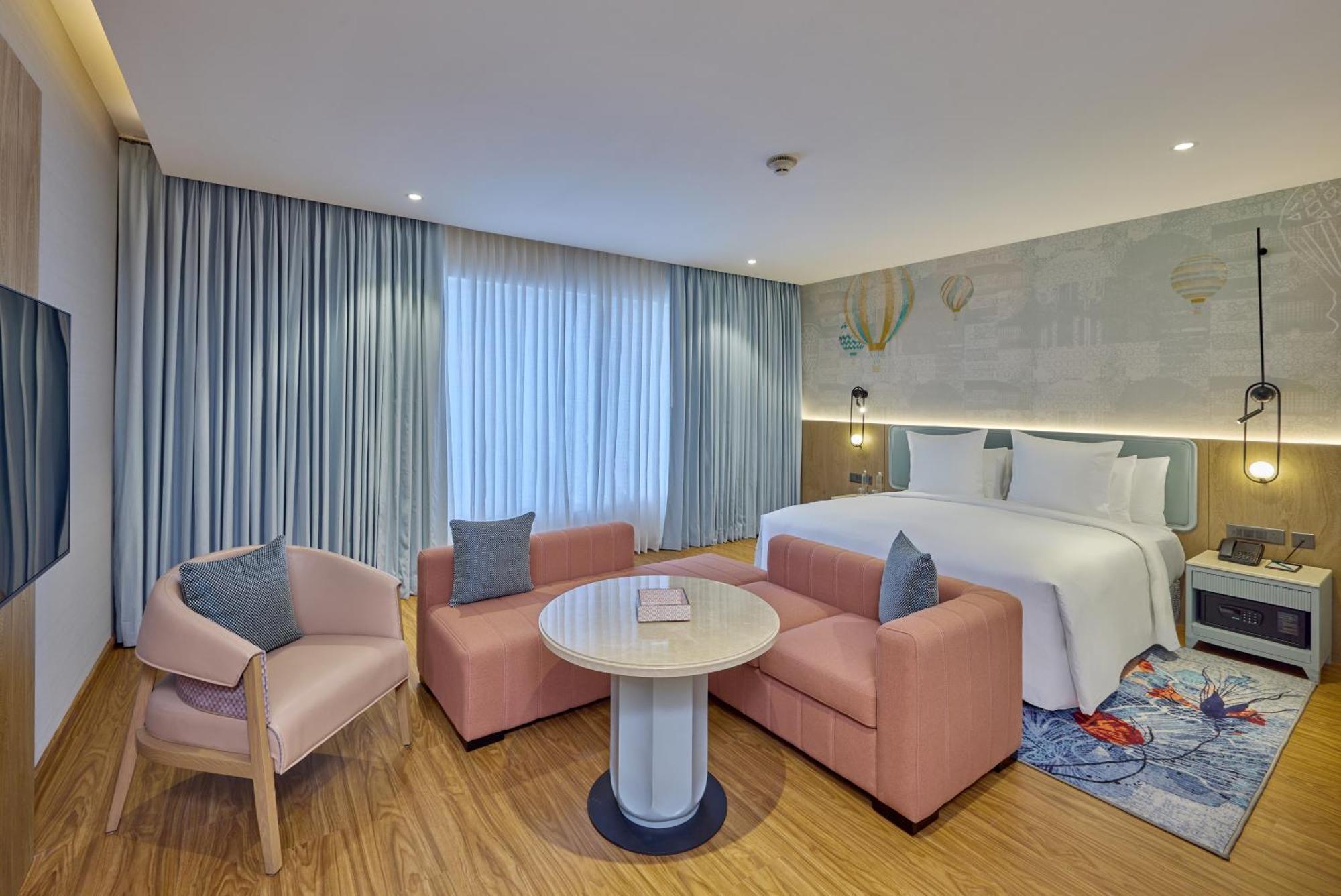 Iconiqa International Airport Hotel