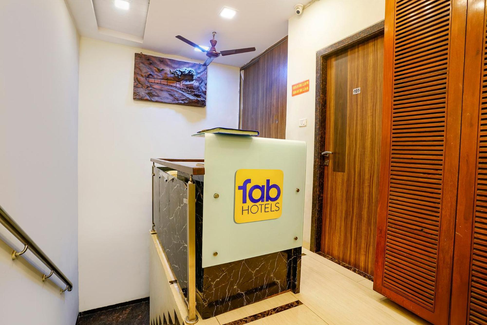 Fabhotel Amfahh - Nr-kokilaben Hospital Mumbai