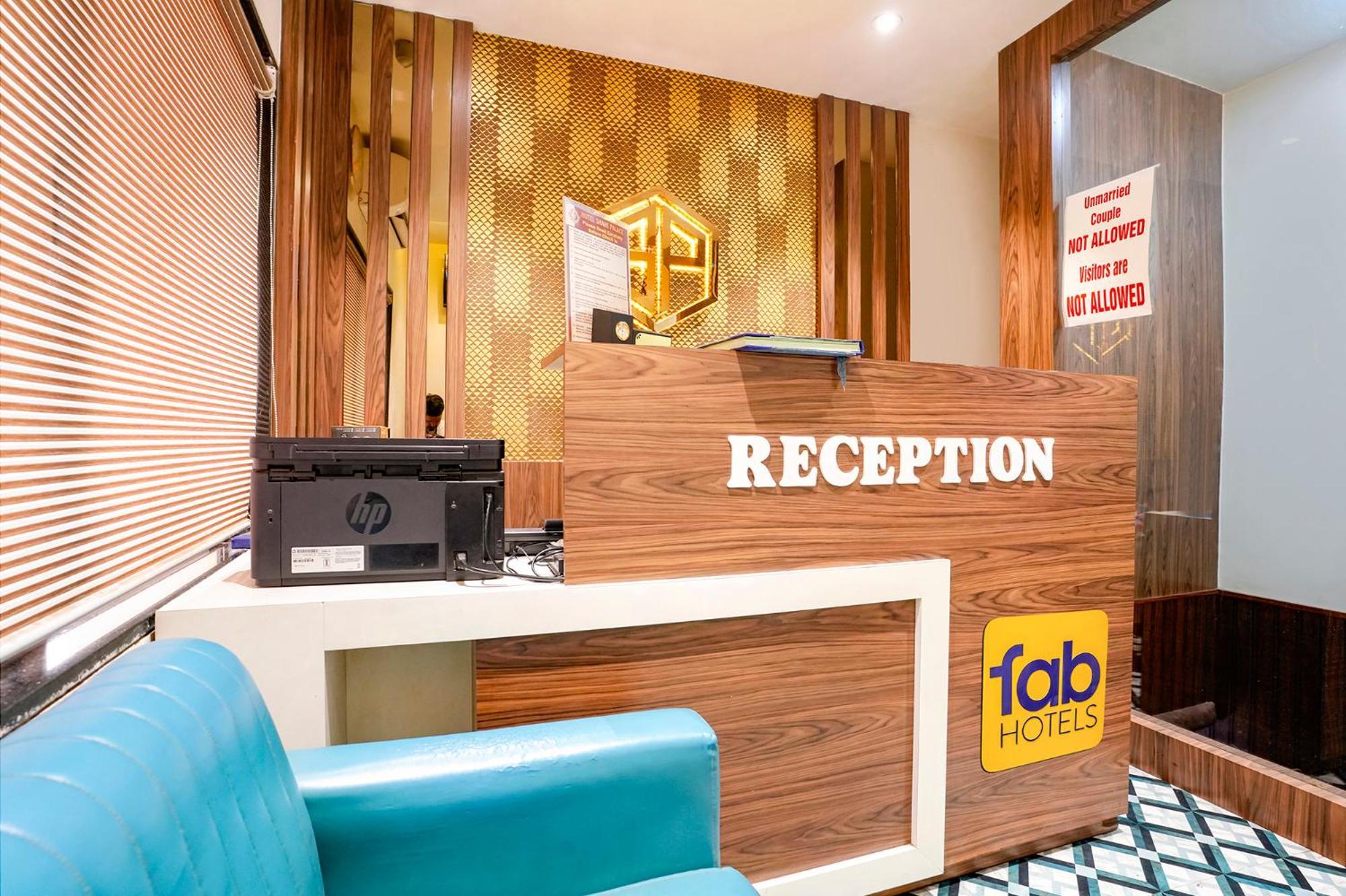 Fabexpress Shahi Palace - Nr - Mumbai International Airport Mumbai