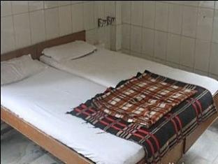 Hotel Karishma 3*