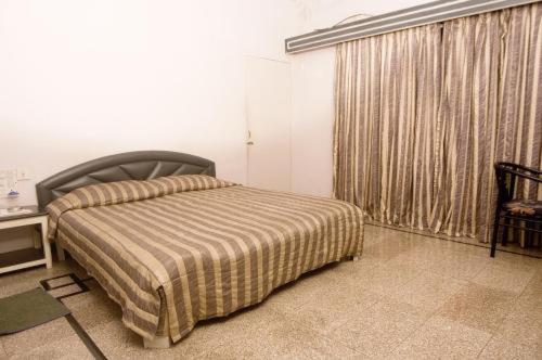 Metro International Hotel 3*